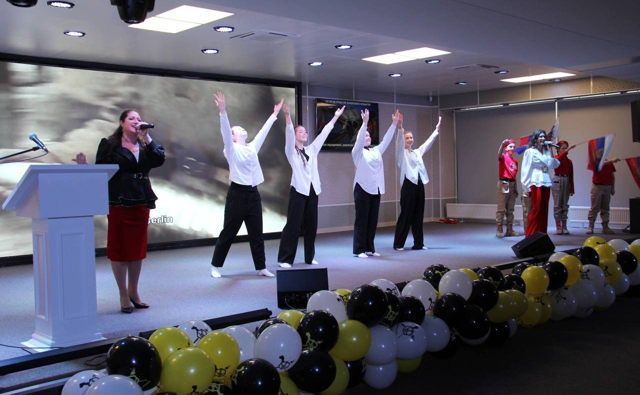 Светлана Кириллова посетила празднование, организованное Академией радиационной, биологической и химической защиты имени Маршала Советского Союза С.К. Тимошенко и мероприятие в стенах 27-го Научного центра имени академика Н.Д. Зелинского МО РФ