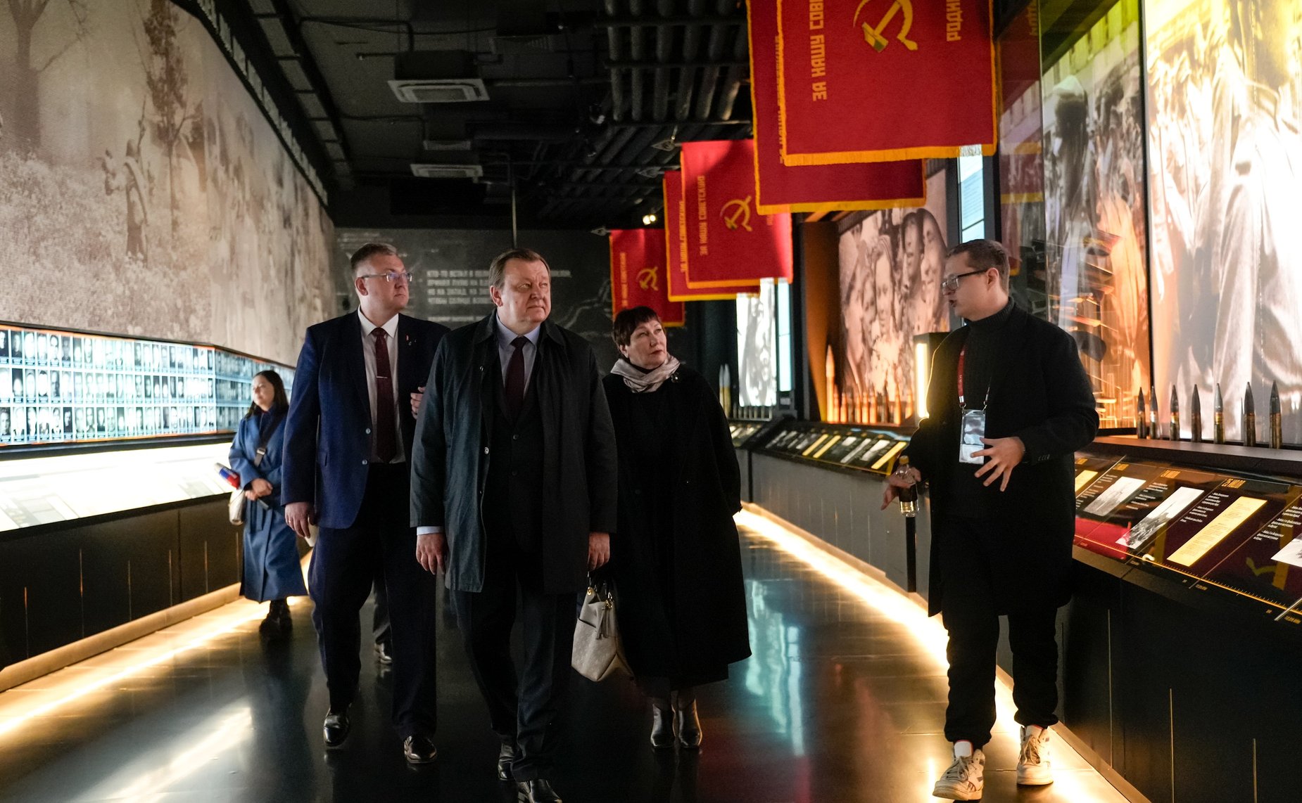 Сенаторы посетили парк «Патриот»