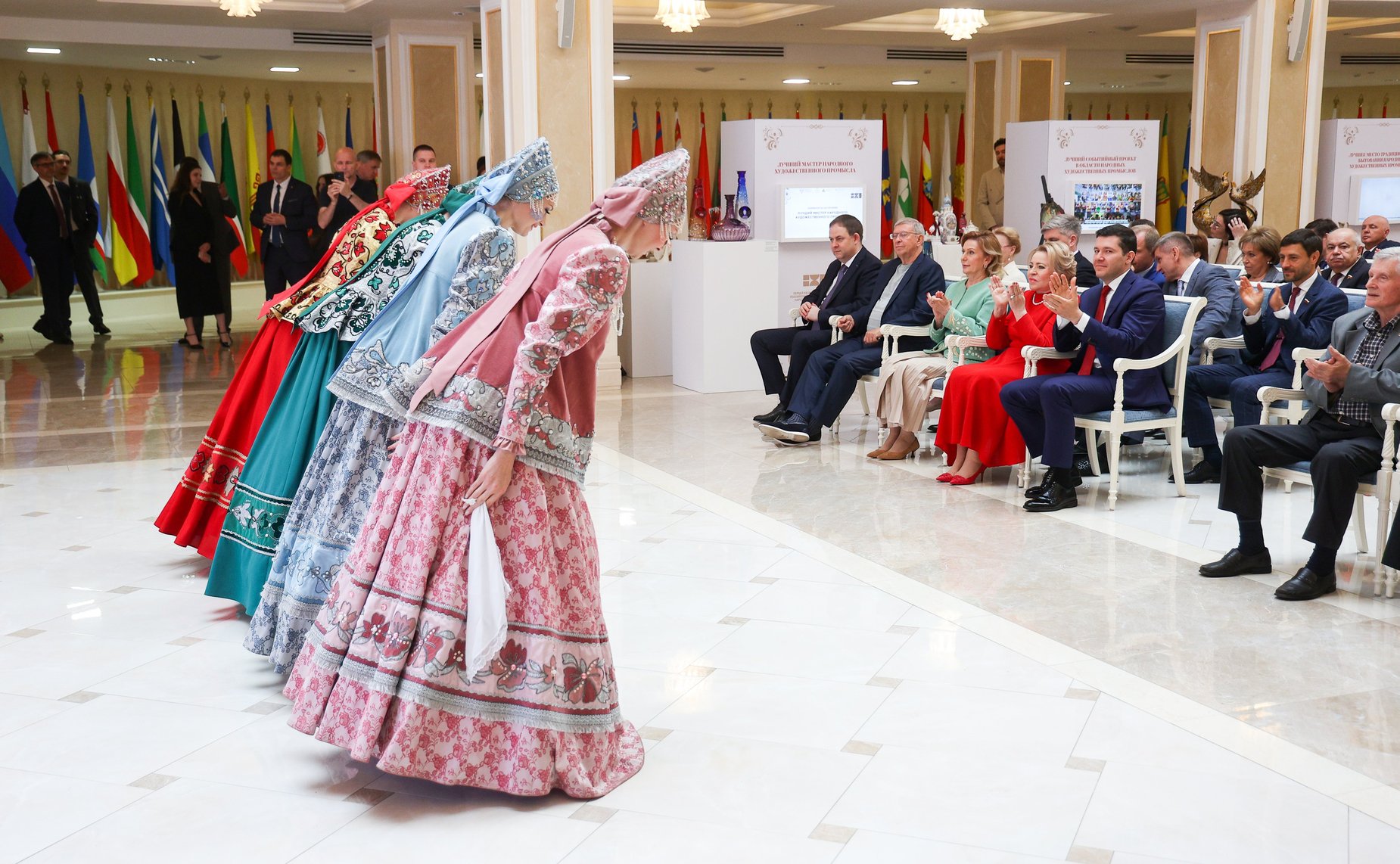 Церемония вручения первой Национальной премии Российской Федерации в области народных художественных промыслов