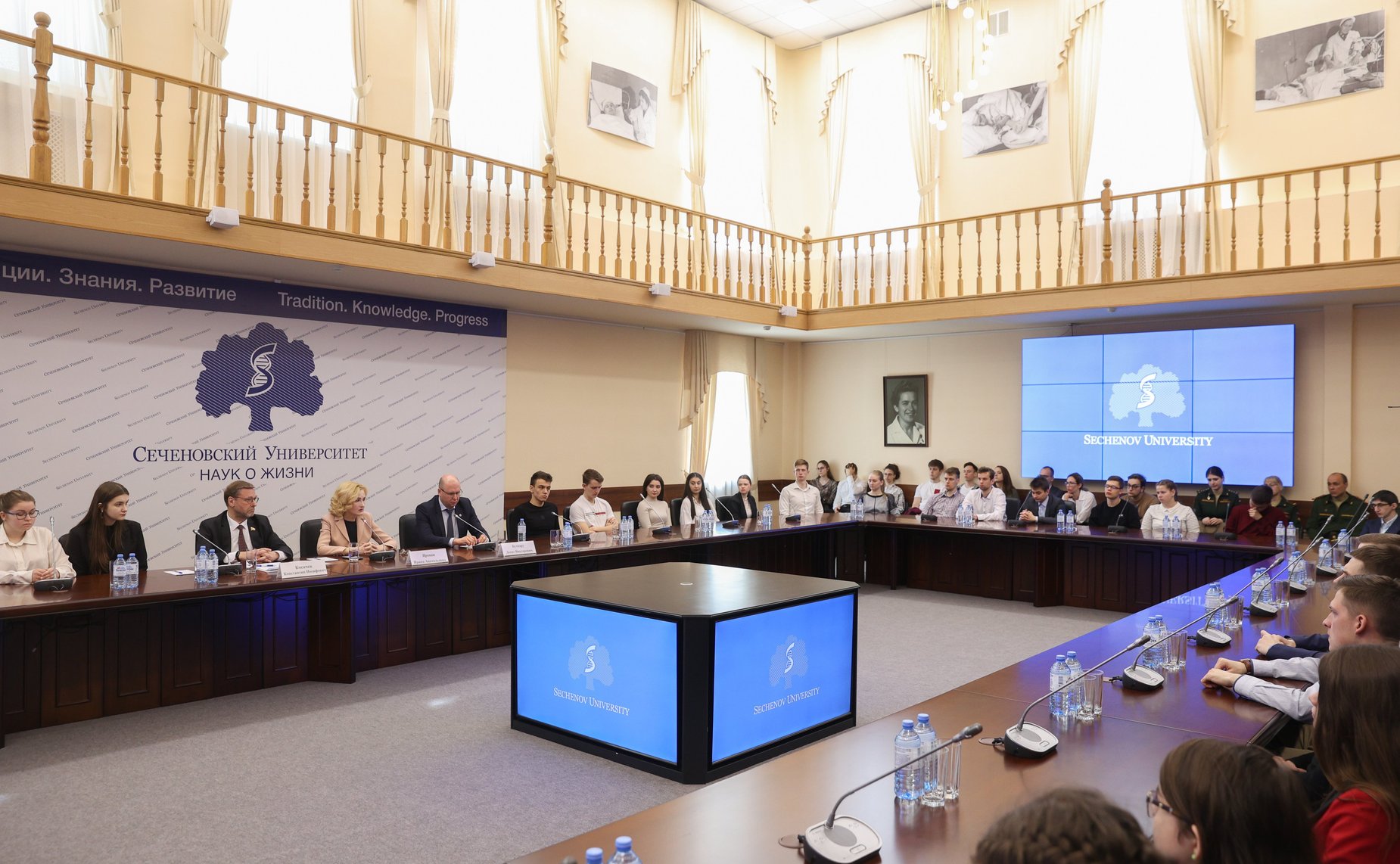 Заседание Научно-консультативного совета при парламентской Комиссии по расследованию обстоятельств, связанных с созданием американскими специалистами биологических лабораторий на территории Украины