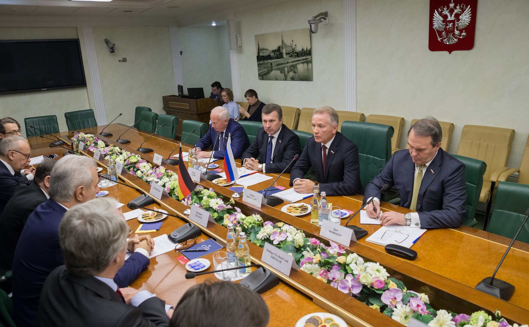 Валерий Пономарев провел встречу с Премьер-министром Федеральной земли Саксония, председателем группы дружбы Бундесрата ФРГ с Советом Федерации Станиславом Тиллихом