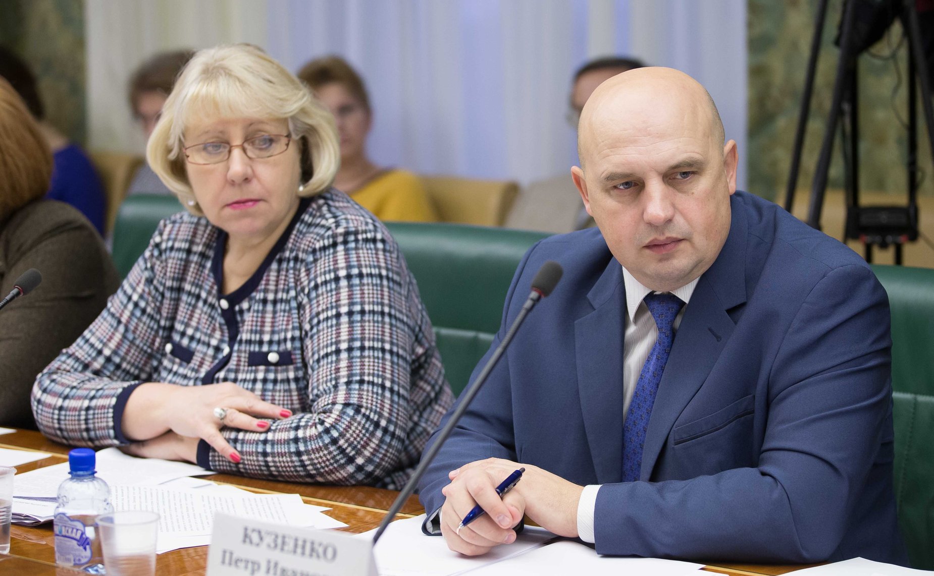 «Круглый стол» на тему «О правовом регулировании деятельности физических лиц, оказывающих отдельные виды услуг без регистрации в качестве индивидуальных предпринимателей»