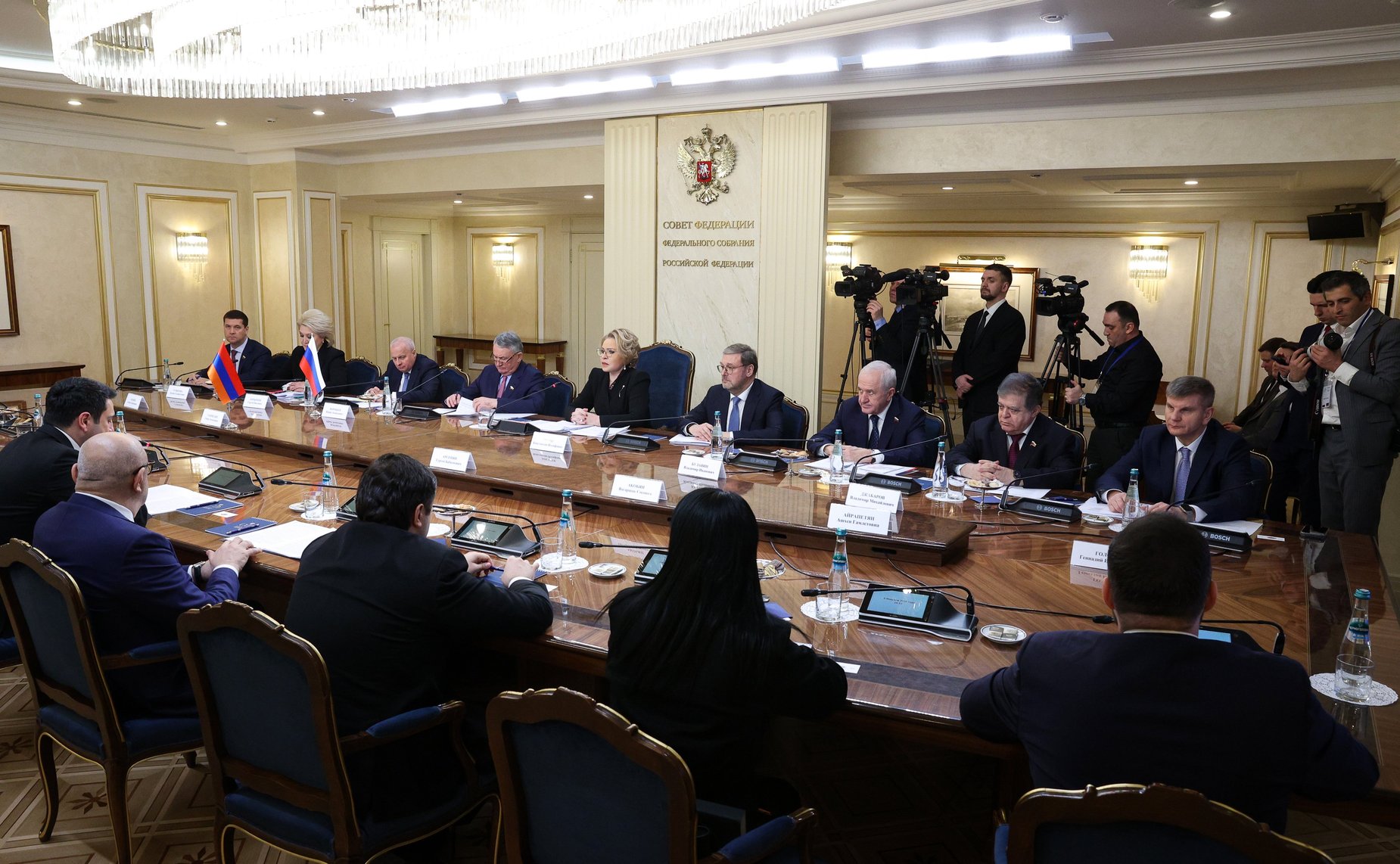 Встреча Председателя Совета Федерации Валентины Матвиенко с Председателем Национального Собрания Республики Армения Аленом Симоняном