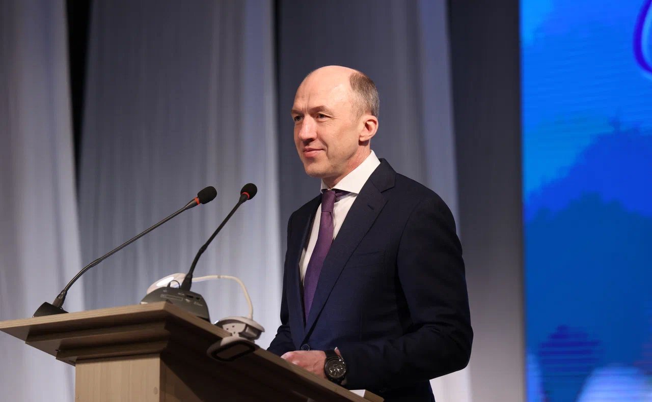 Торжественное собрание, посвященном празднованию Международного женского дня 8 Марта, прошло в Большом зале Национального театра РА