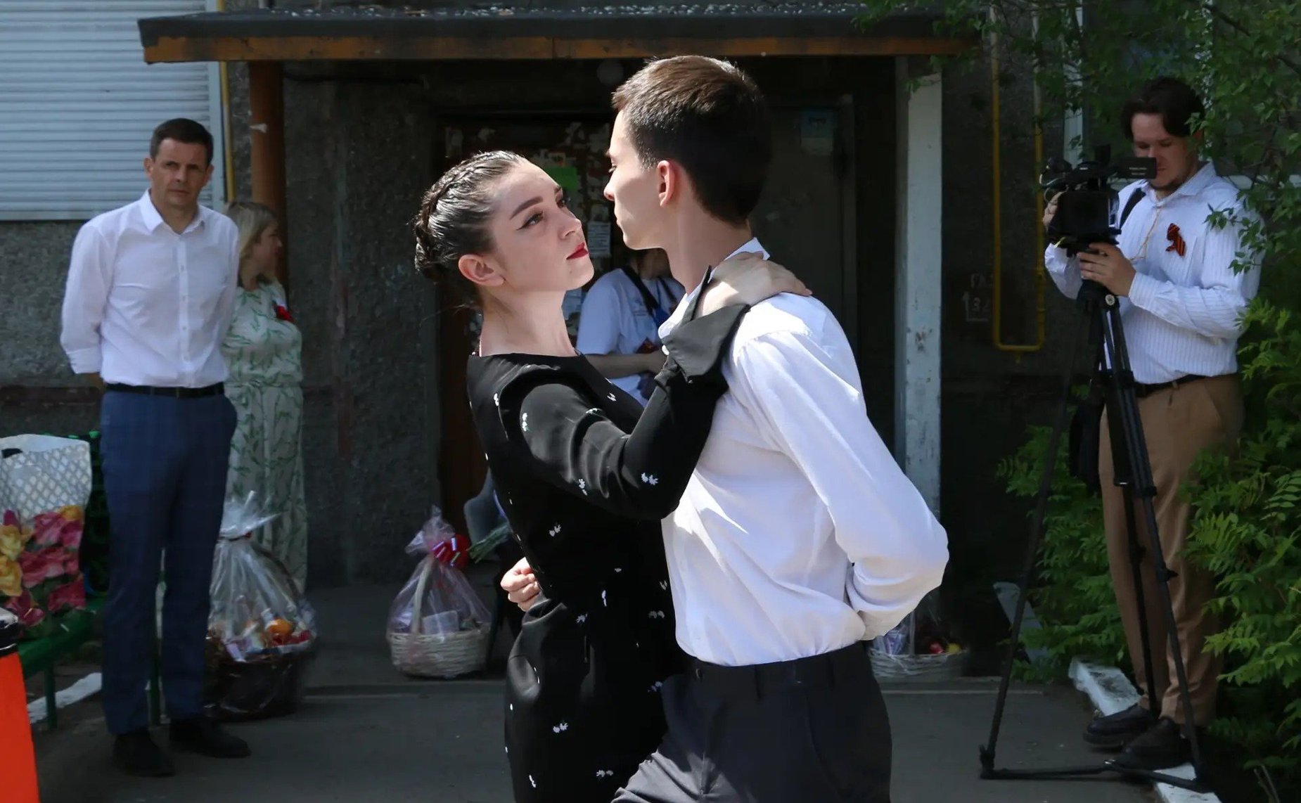 Александр Жуков принял участие в торжественных мероприятиях, посвящённых Дню Победы