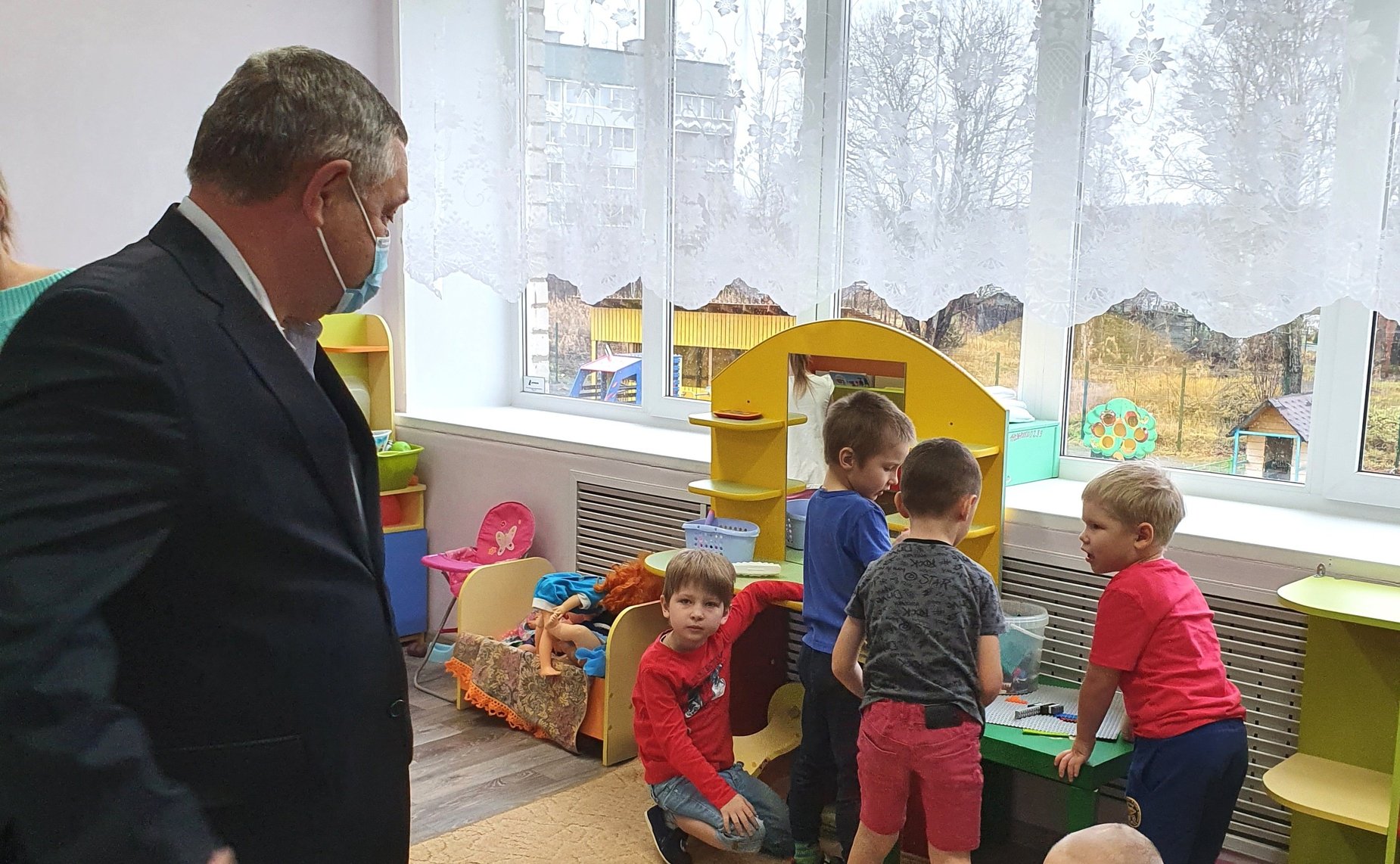 Александр Ракитин в ходе рабочей поездки в регион посетил социальные объекты