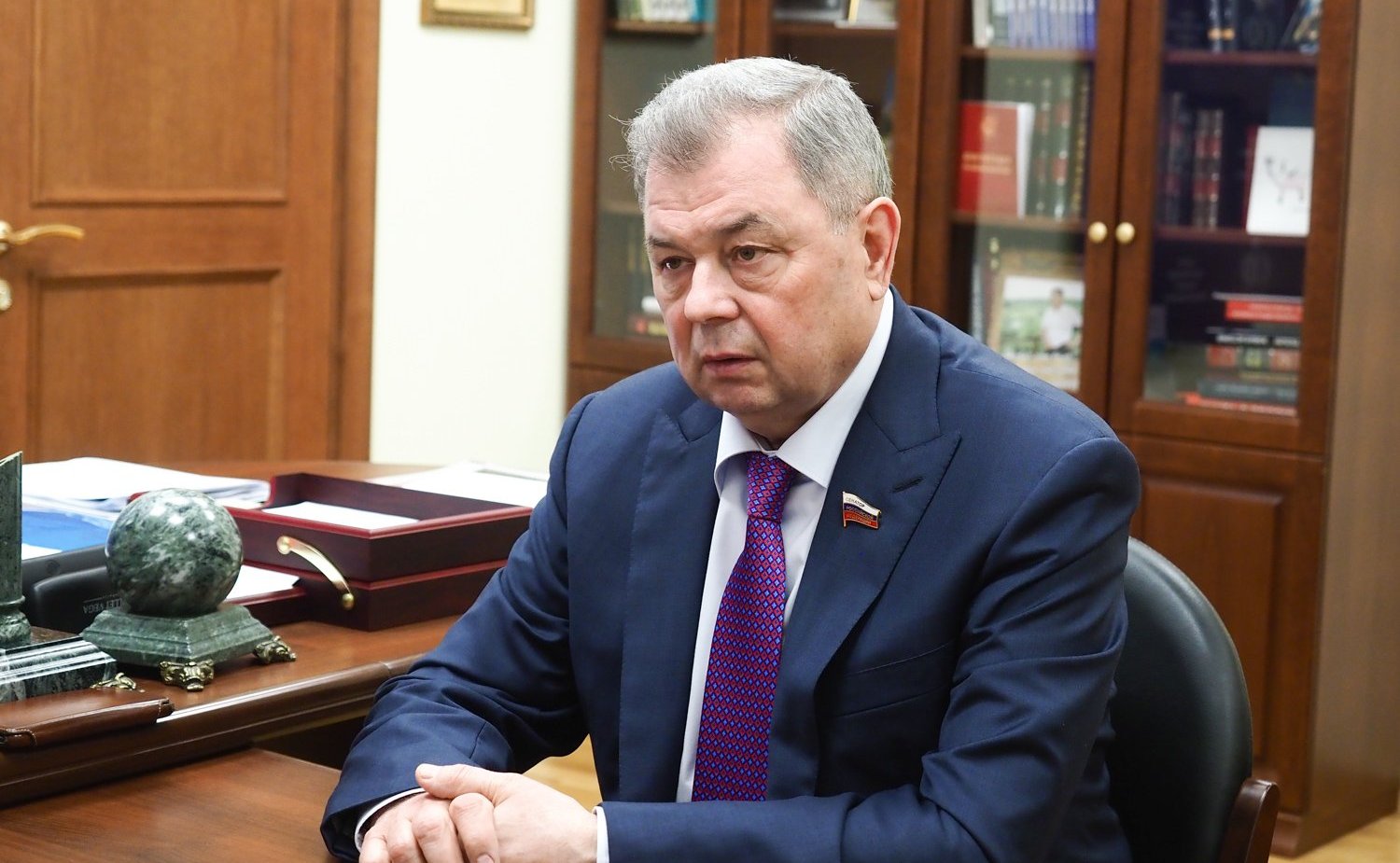 Анатолий Артамонов