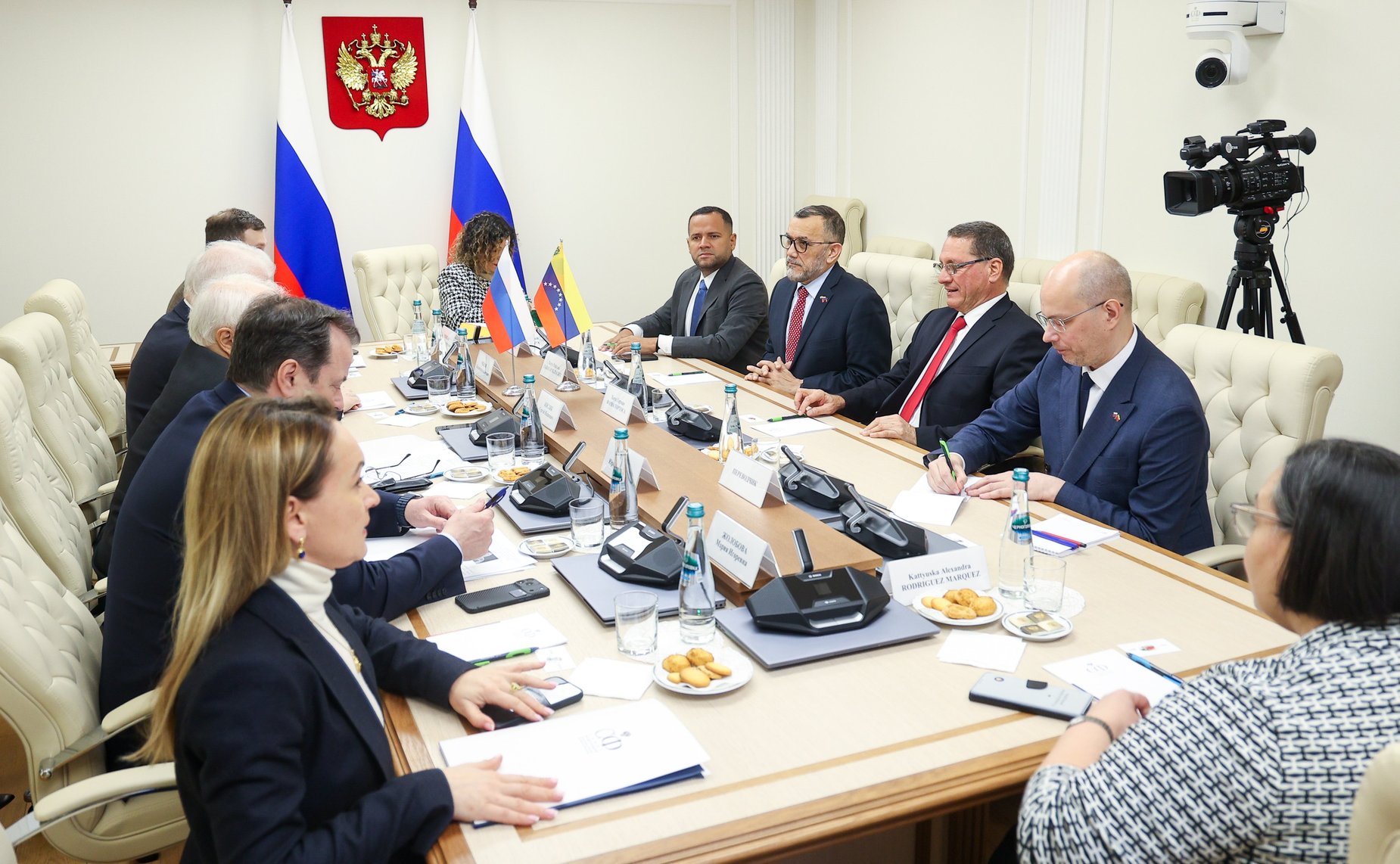 Сенаторы обсудили межпарламентское сотрудничество с депутатами Национальной Ассамблеи Венесуэлы