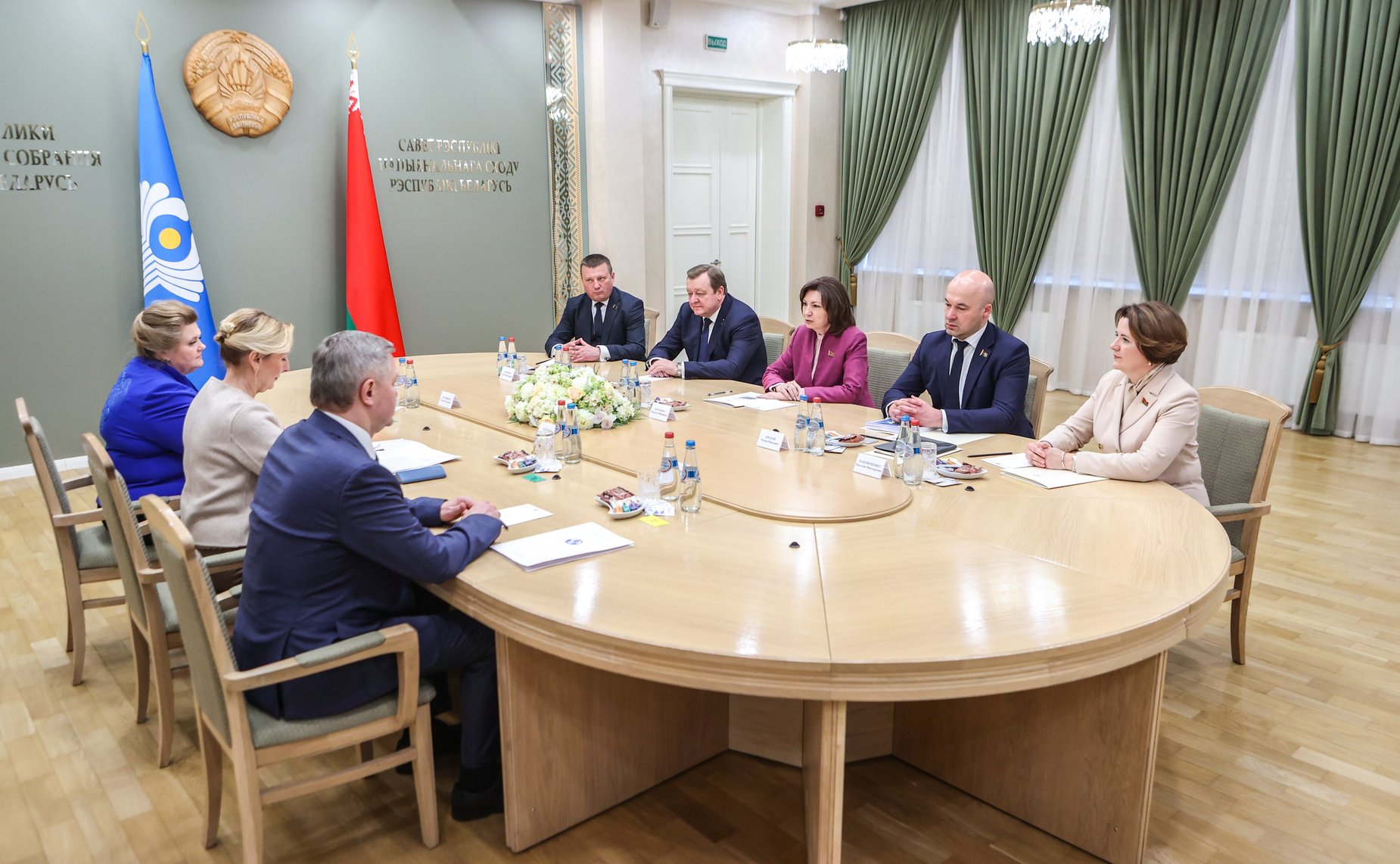 Встреча заместителя Председателя Совета Федерации Инны Святенко с Председателем Совета Республики Национального собрания Беларуси Натальей Кочановой