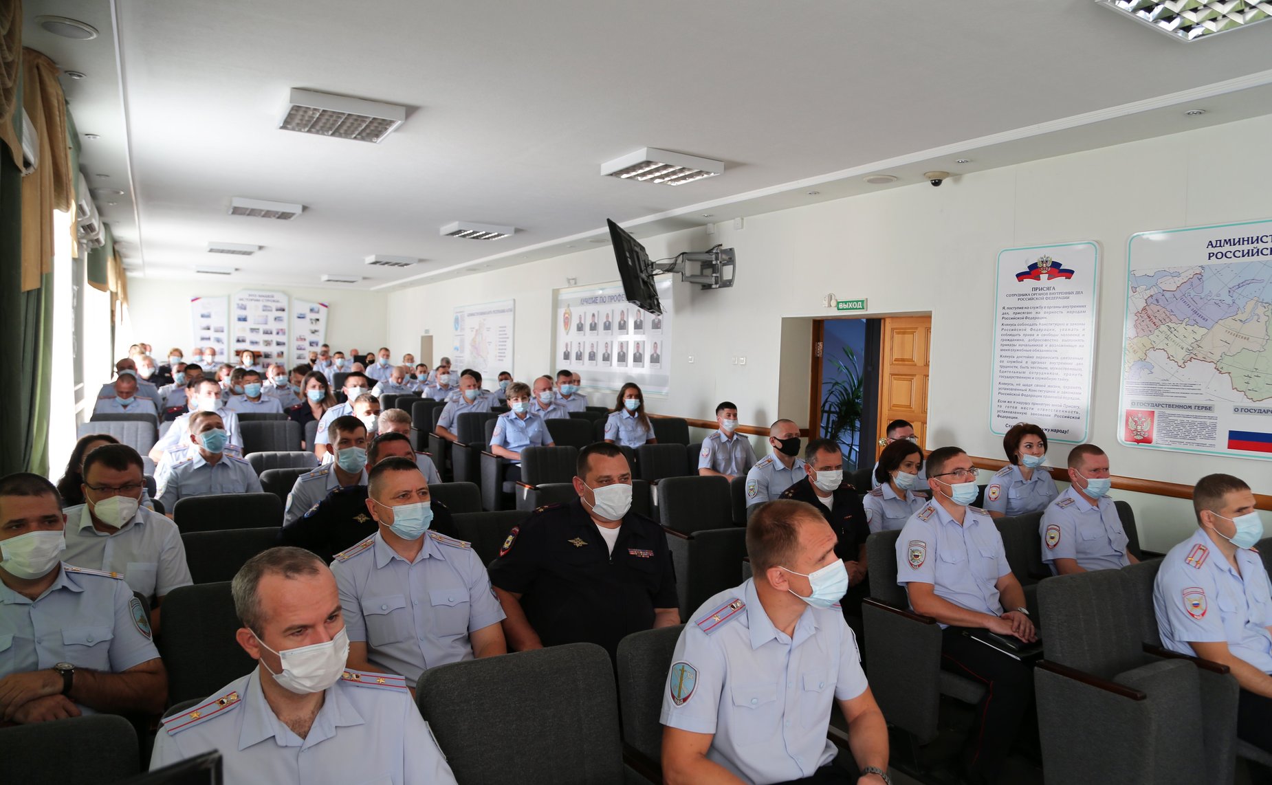 Татьяна Гигель в рамках работы в регионе встретилась с личным составом министерства внутренних дел по Республике Алтай