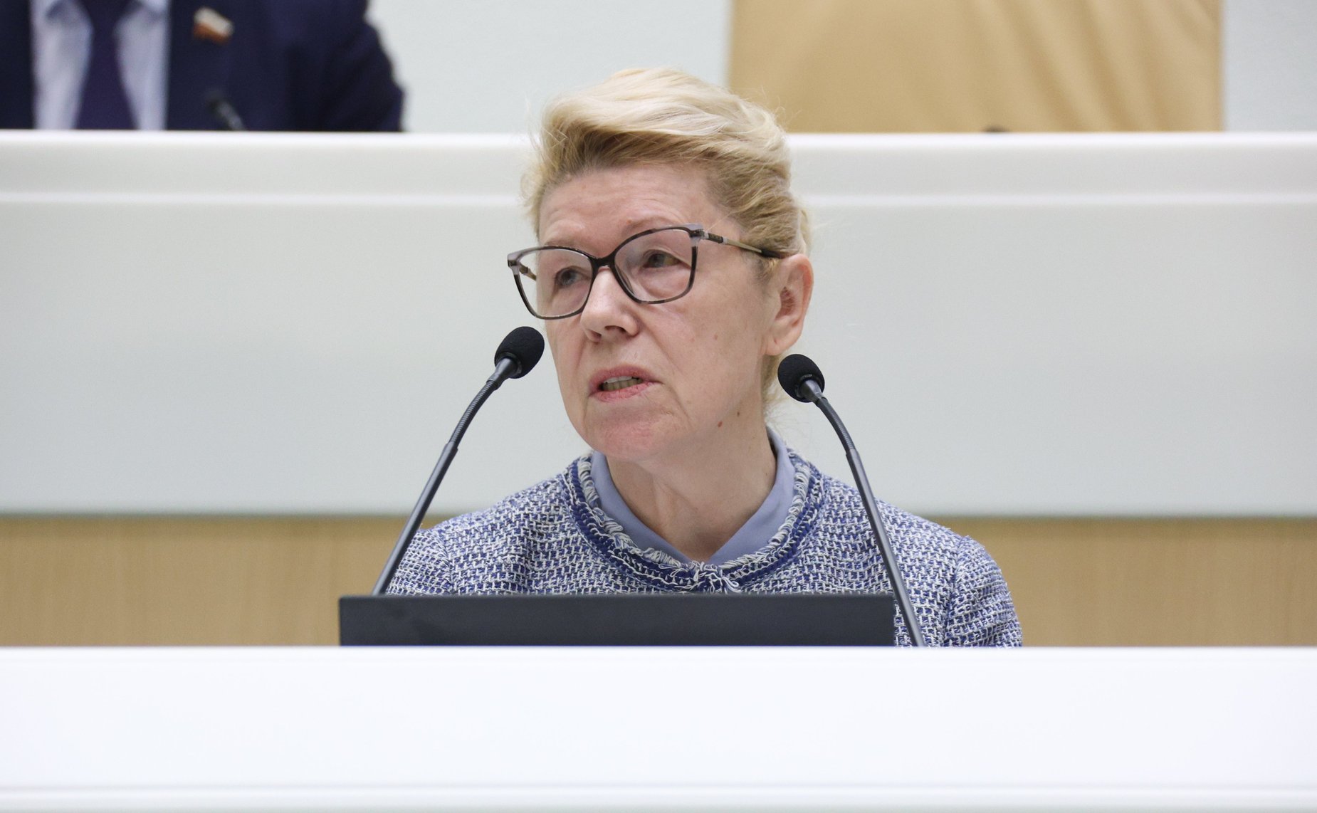 Елена Мизулина