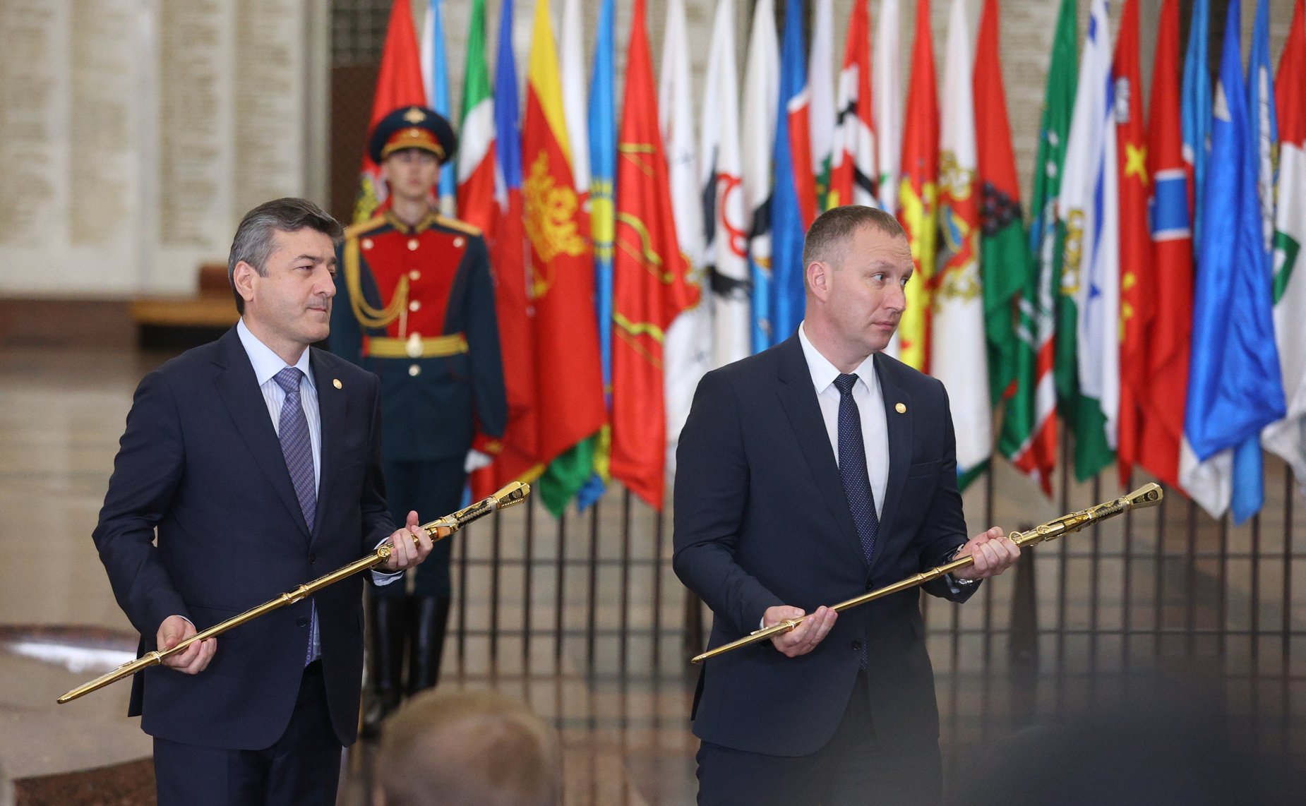 Торжественная церемония передачи «Мечей Победы» Городам воинской славы