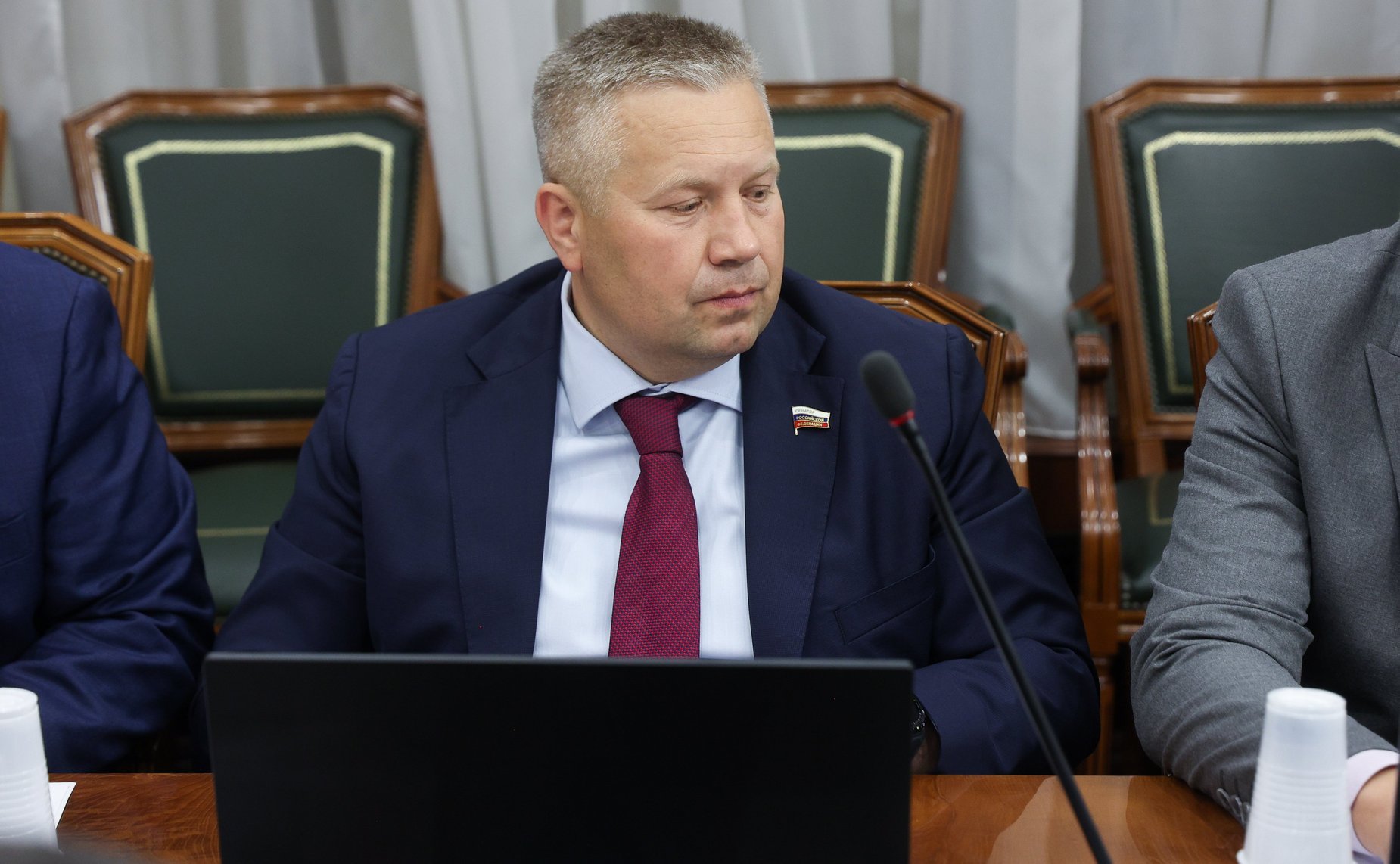 Денис Гусев