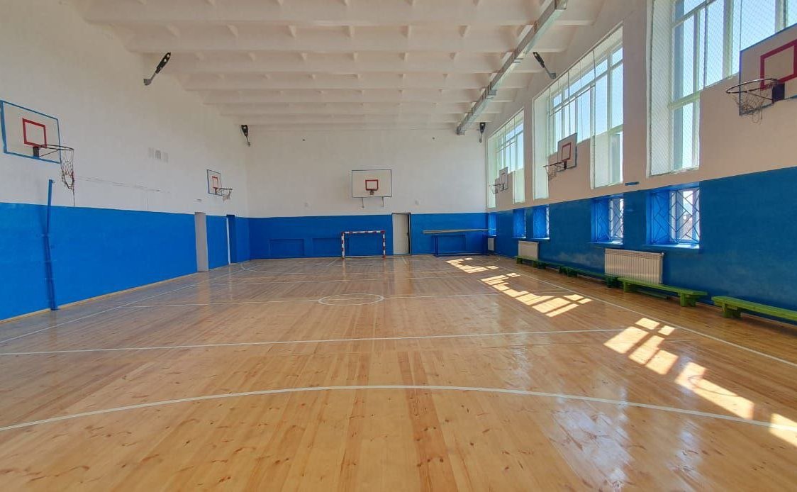 Баир Жамсуев побывал в селах Малоархангельск и Красный Чикой Красночикойского района, осмотрел социально значимые объекты и встретился с жителями