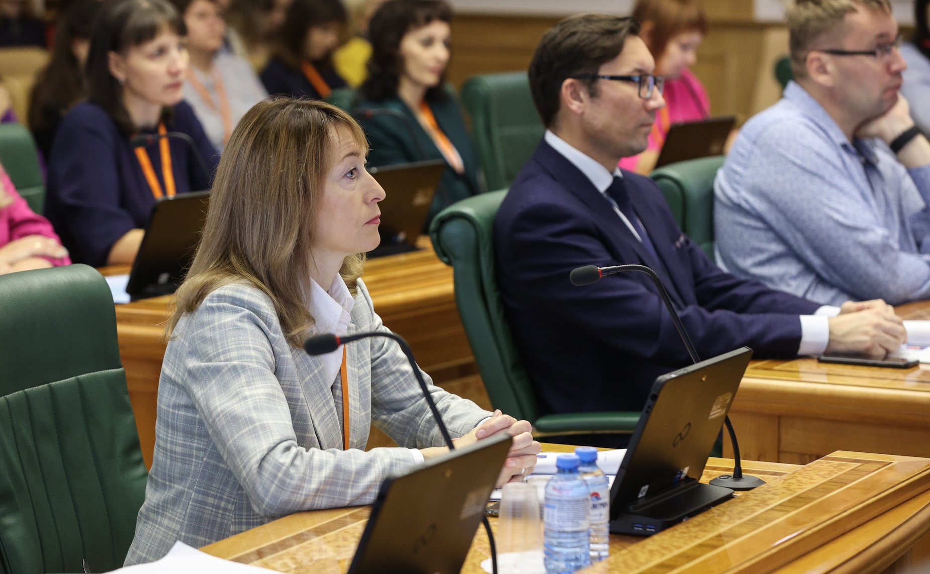 Круглый стол Комитета СФ по Регламенту и организации парламентской деятельности на тему «Цифровизация образования: вопросы нормативного регулирования и развития кадров»