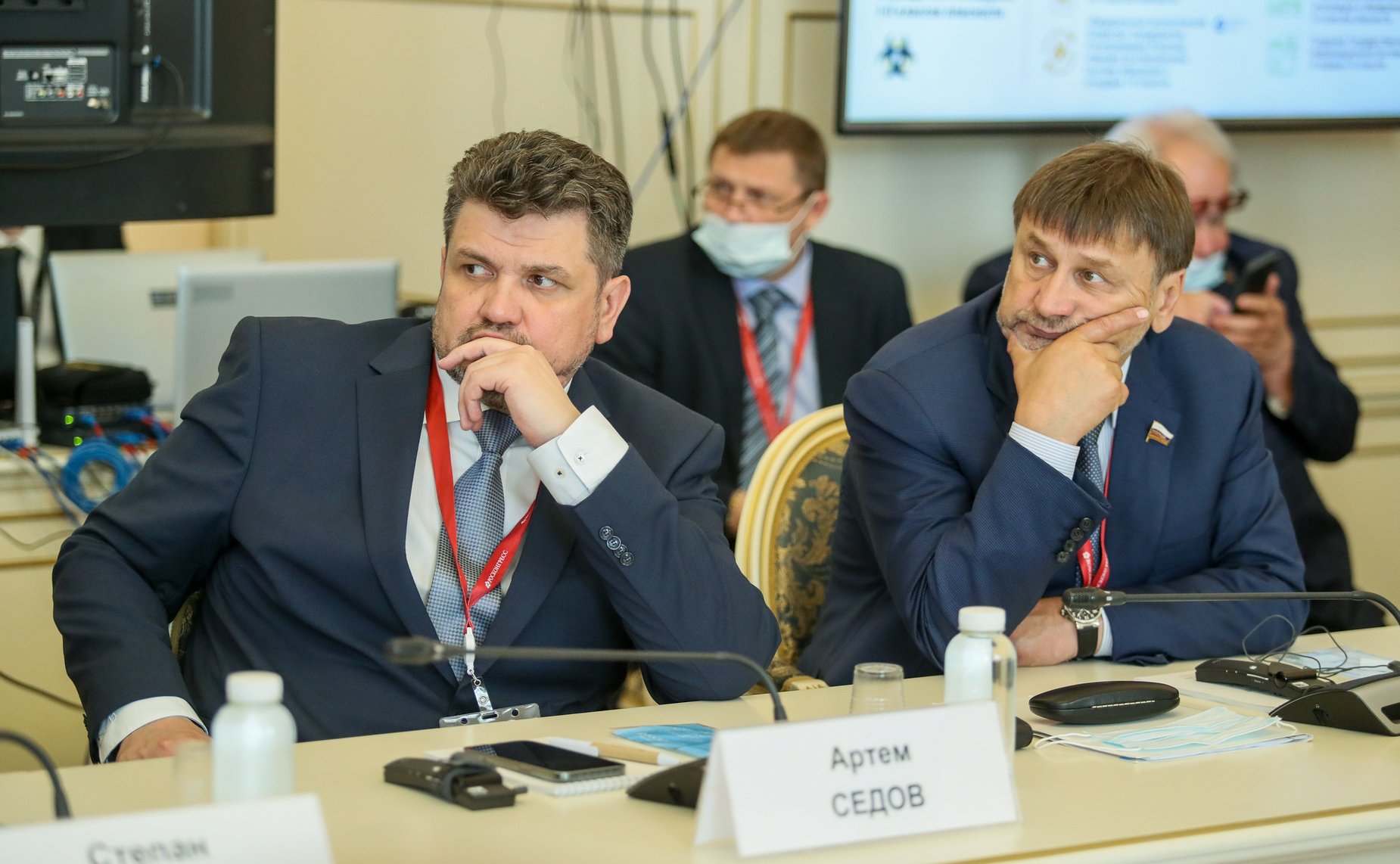 «Круглый стол» на тему «Национальные стратегии и проекты в области экологии и охраны окружающей среды. Обмен опытом»