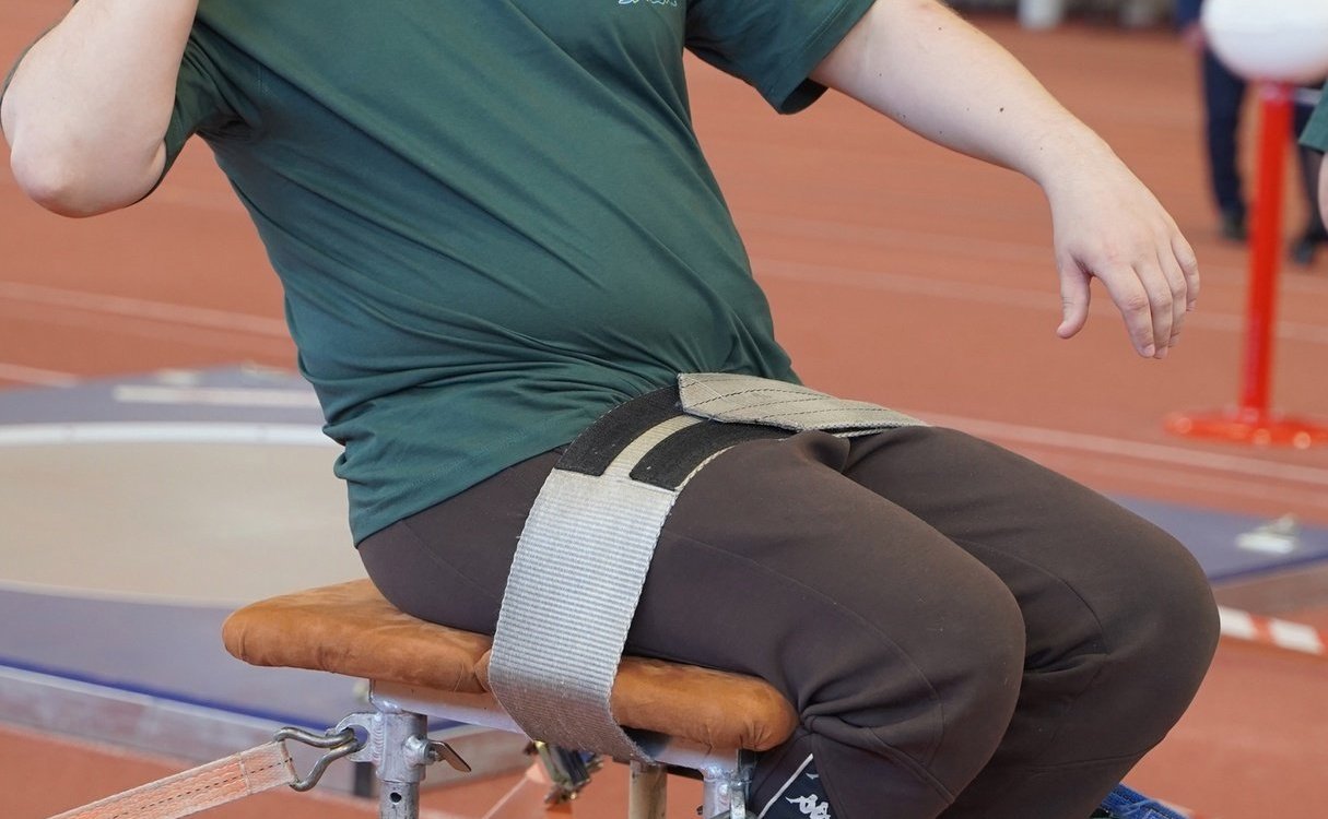 Эдуард Исаков поздравил участников II этапа комплексного физкультурного мероприятия среди ветеранов СВО «Герои нашего времени» со сдачей нормативов ГТО