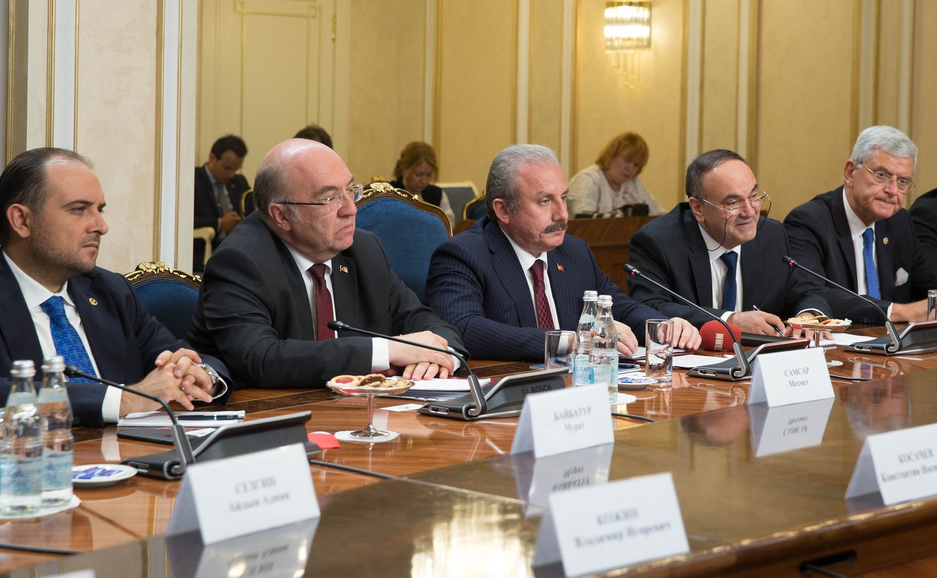 Встреча с Председателем Великого национального собрания Турции Мустафой Шентопом