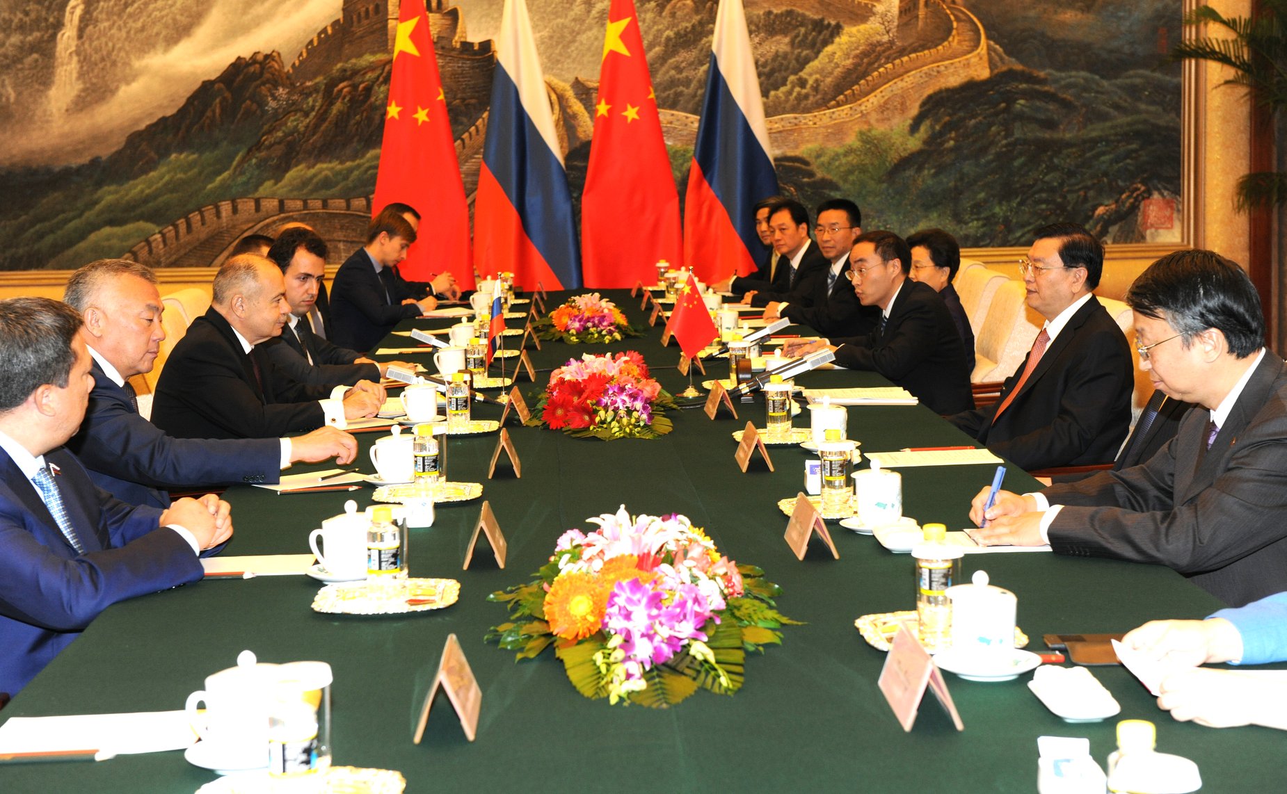 И. Умаханов Делегация Совета Федерации с визитом в КНР