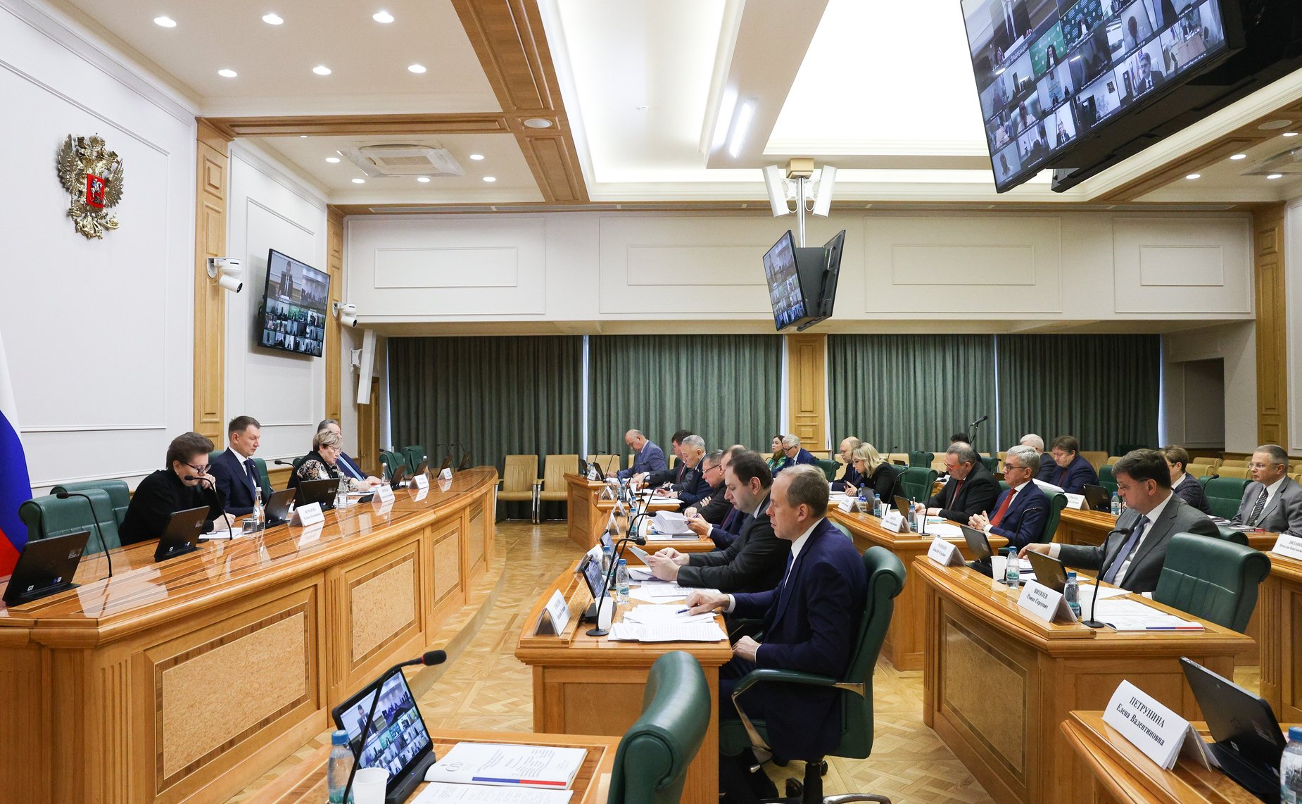 Парламентские слушания, посвященные вопросам реализации Федерального закона «О рыболовстве и сохранении водных биологических ресурсов» в части перезаключения договоров пользования рыболовными участками