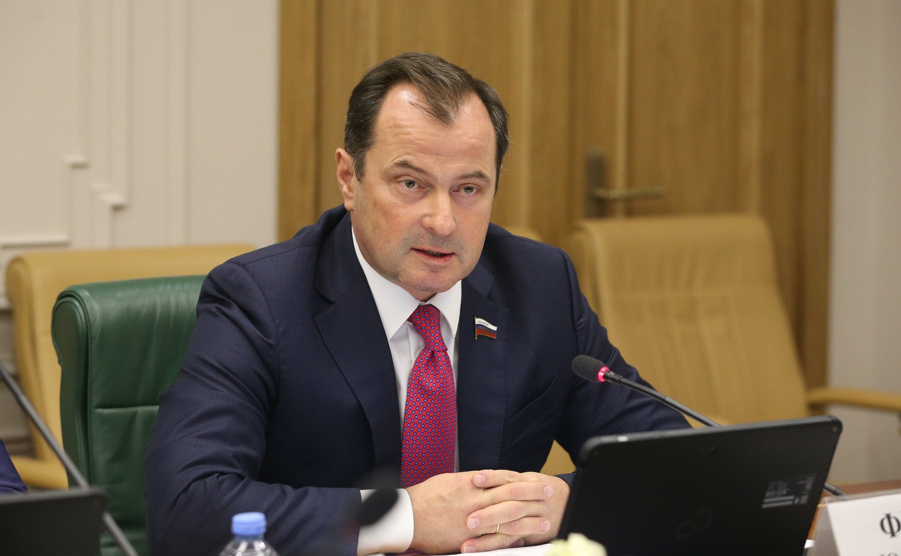 Юрий Федоров