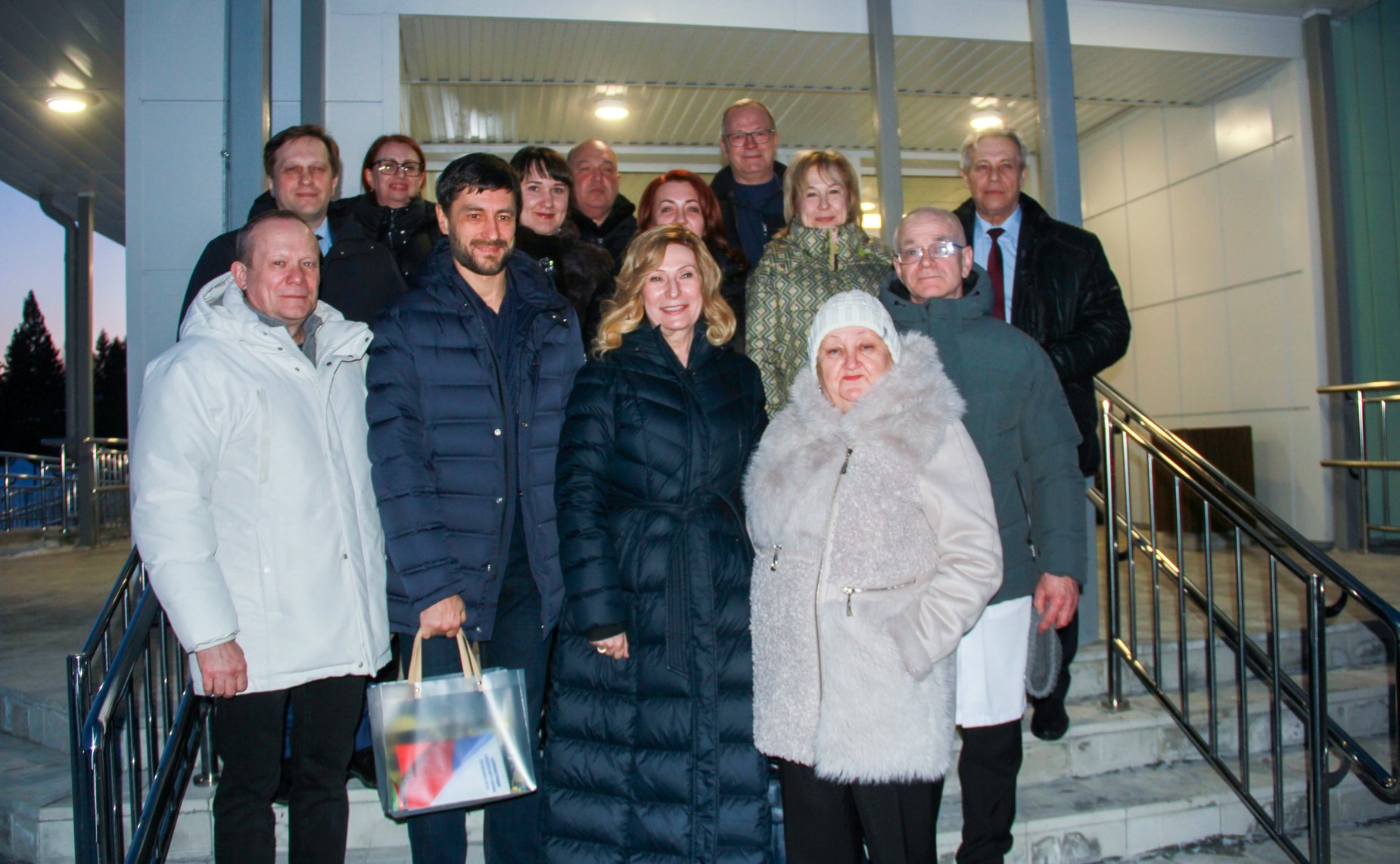 Рабочий визит заместителя Председателя Совета Федерации Инны Святенко в Алтайский край. Cенаторы посетили Смоленскую центральную районную больницы