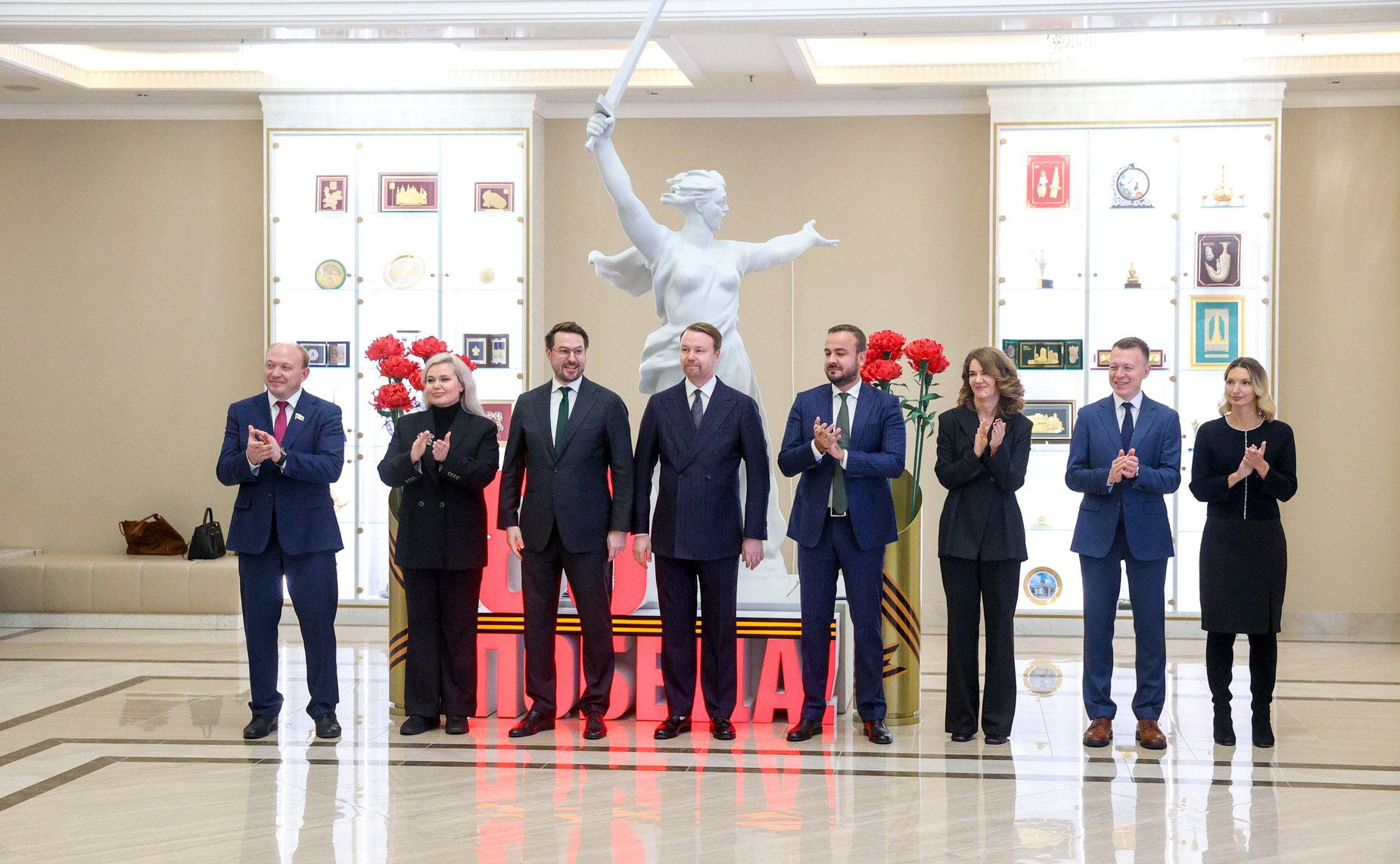 Церемония награждения представителей Правительства Нижегородской области, внесших наибольший вклад в успешную подготовку и проведение Двенадцатого форума регионов России и Беларуси