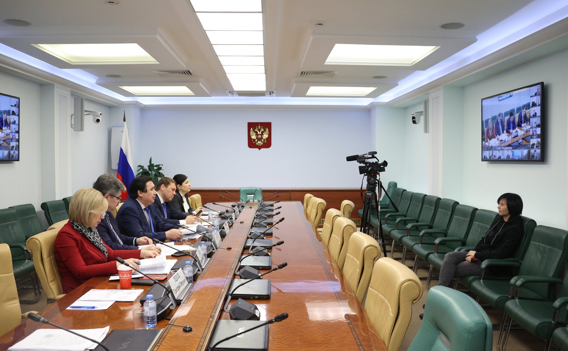 Совещание Комитета СФ по федеративному устройству, региональной политике, МСУ и делам Севера совместно с Советом по вопросам развития Дальнего Востока, Арктики и Антарктики при СФ