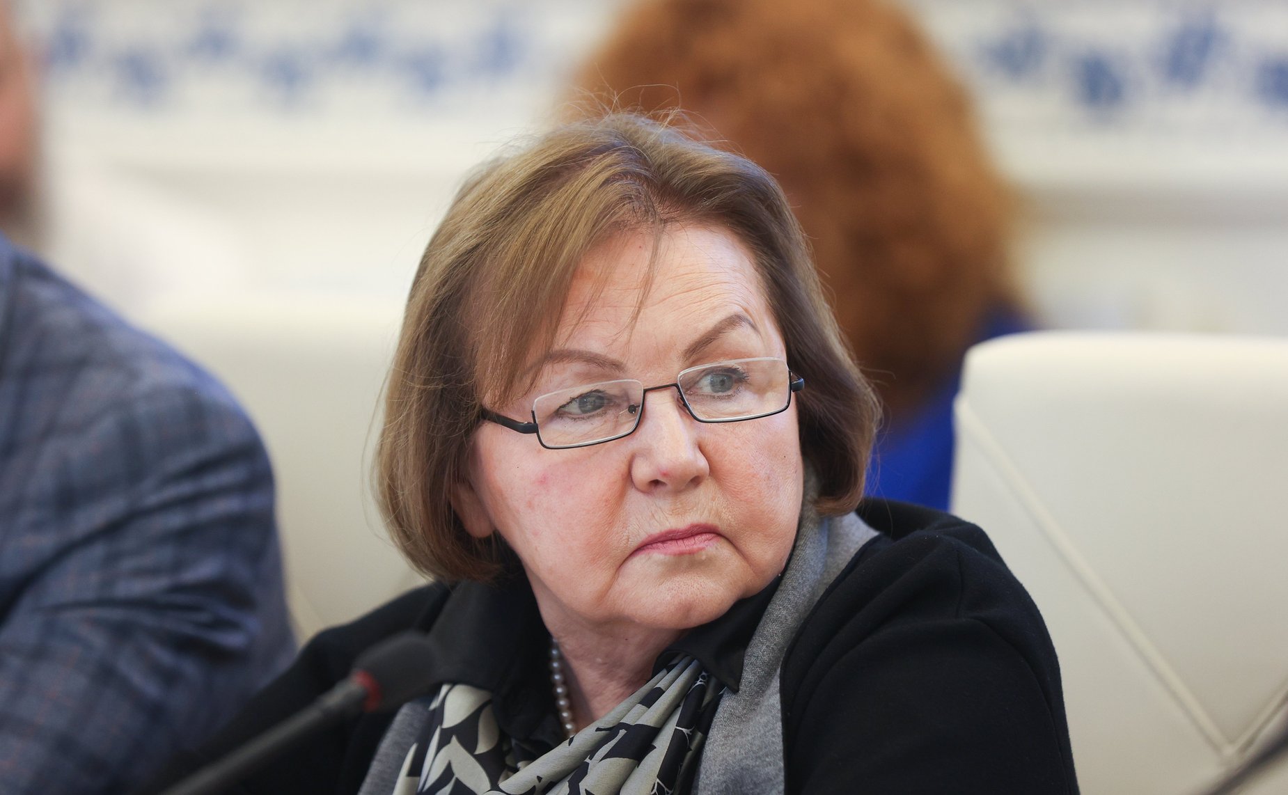 Круглый стол на тему «О патриотическом воспитании подрастающего поколения посредством приобщения к чтению художественной литературы военно-патриотической направленности»