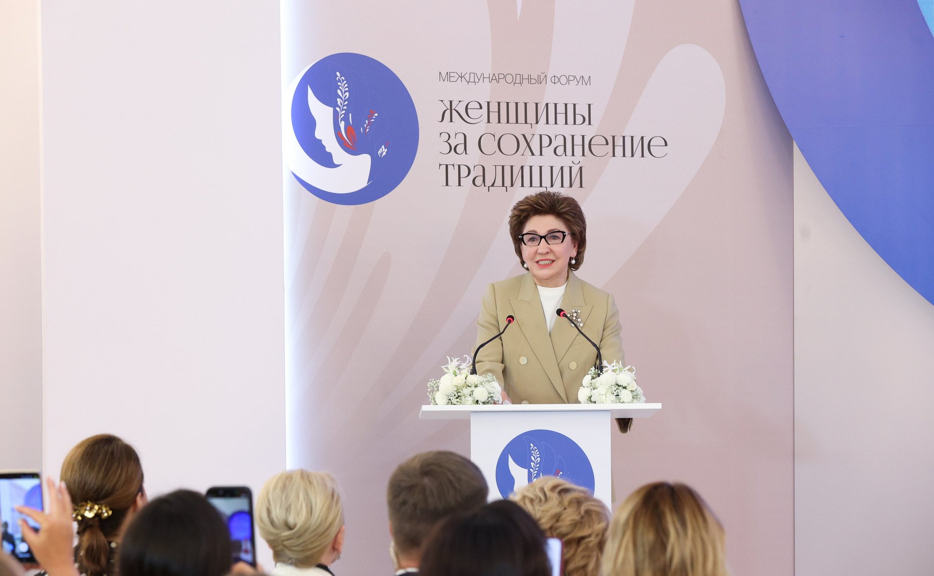 Галина Карелова