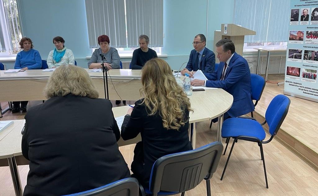 Сергей Рябухин в ходе поездки в регион принял участие в работе XXXIII сессии Совета региональных и местных властей региона