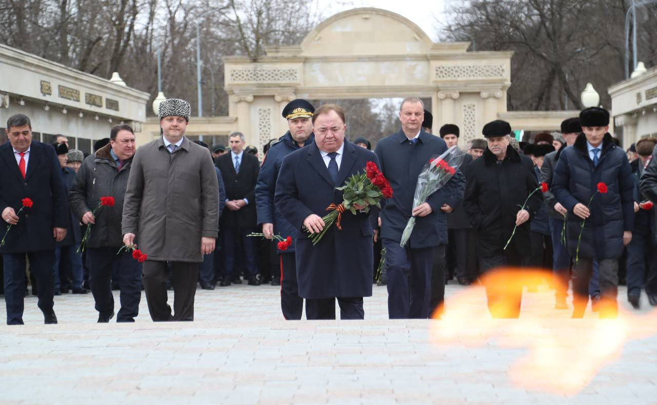 Мухарбек Барахоев в День защитника Отечества принял участие в памятном мероприятии в городе воинской славы Малгобеке