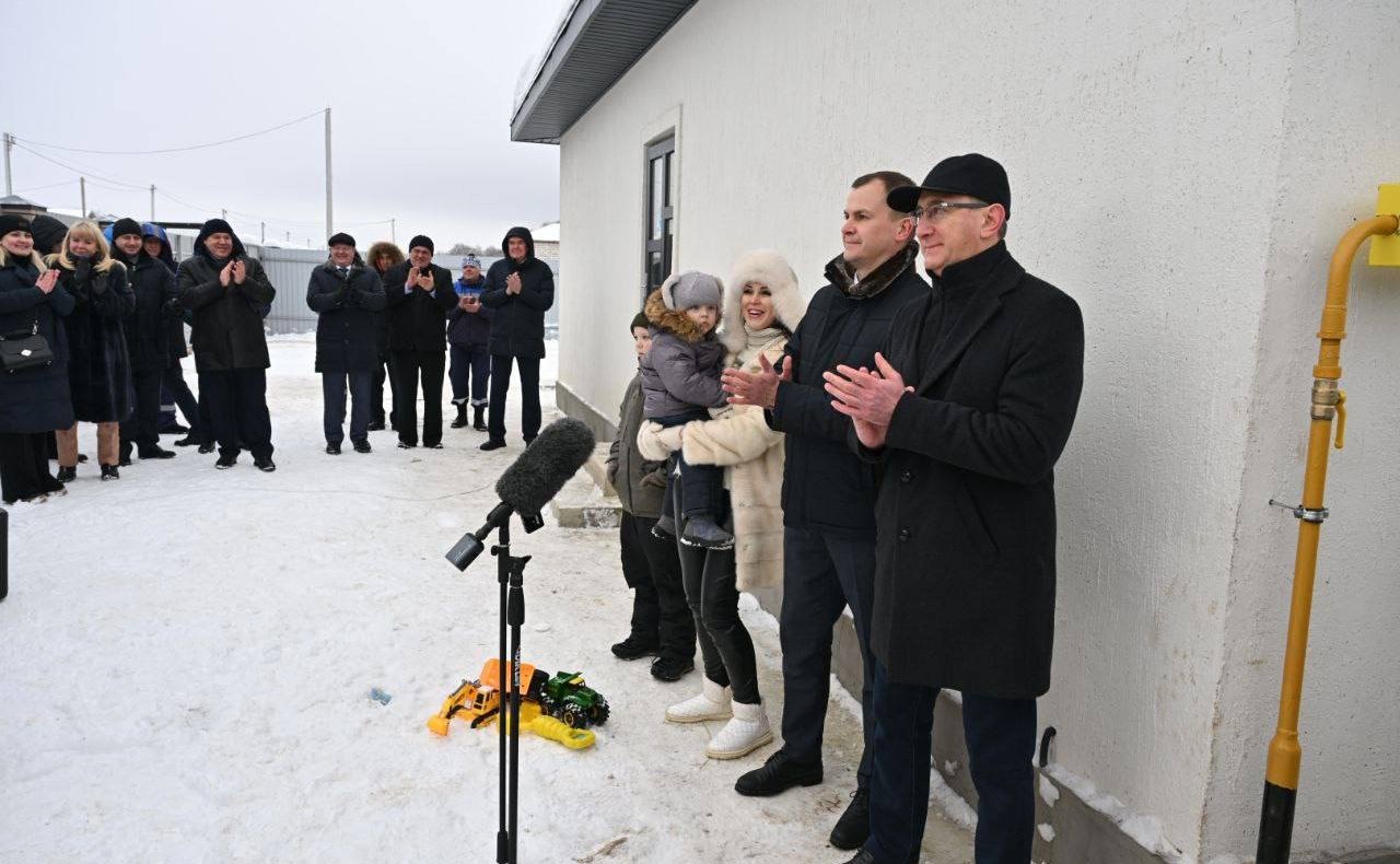 Губернатор Калужской области Владислав Шапша, заместитель генерального директора ООО «Газпром межрегионгаз» Олег Ляпустин и Александр Савин в режиме ВКС приняли участие в заседании Федерального штаба по газификации