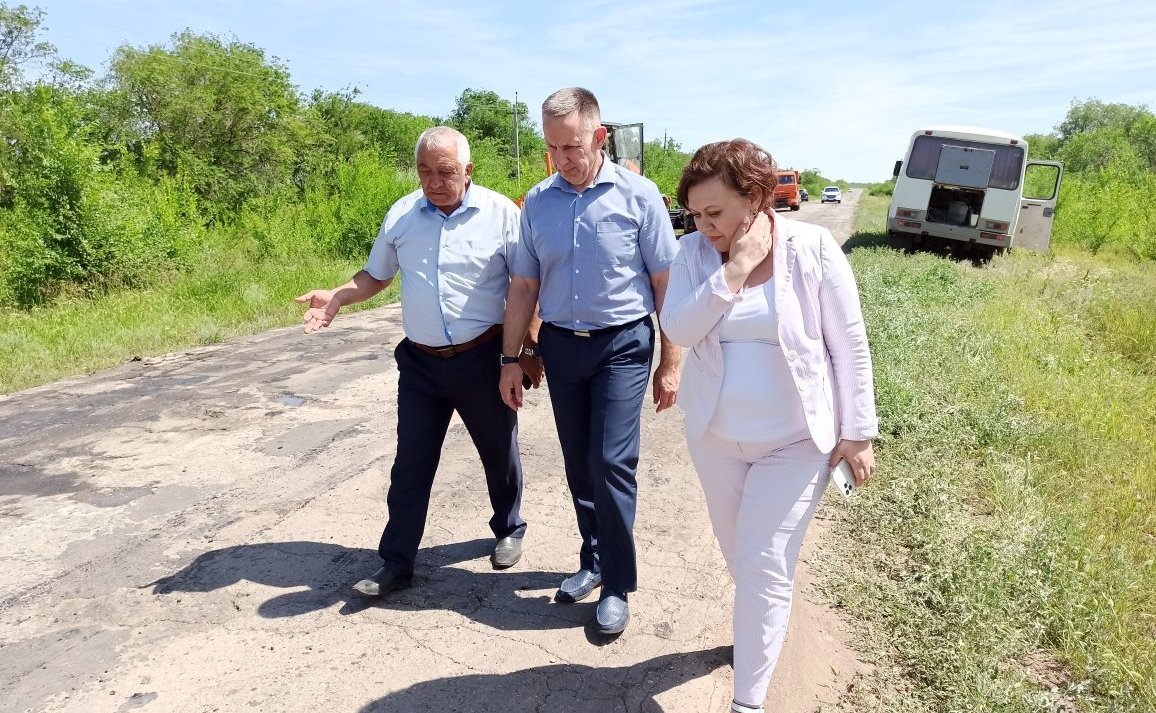 Олег Алексеев посетил Краснокутский район Саратовской области