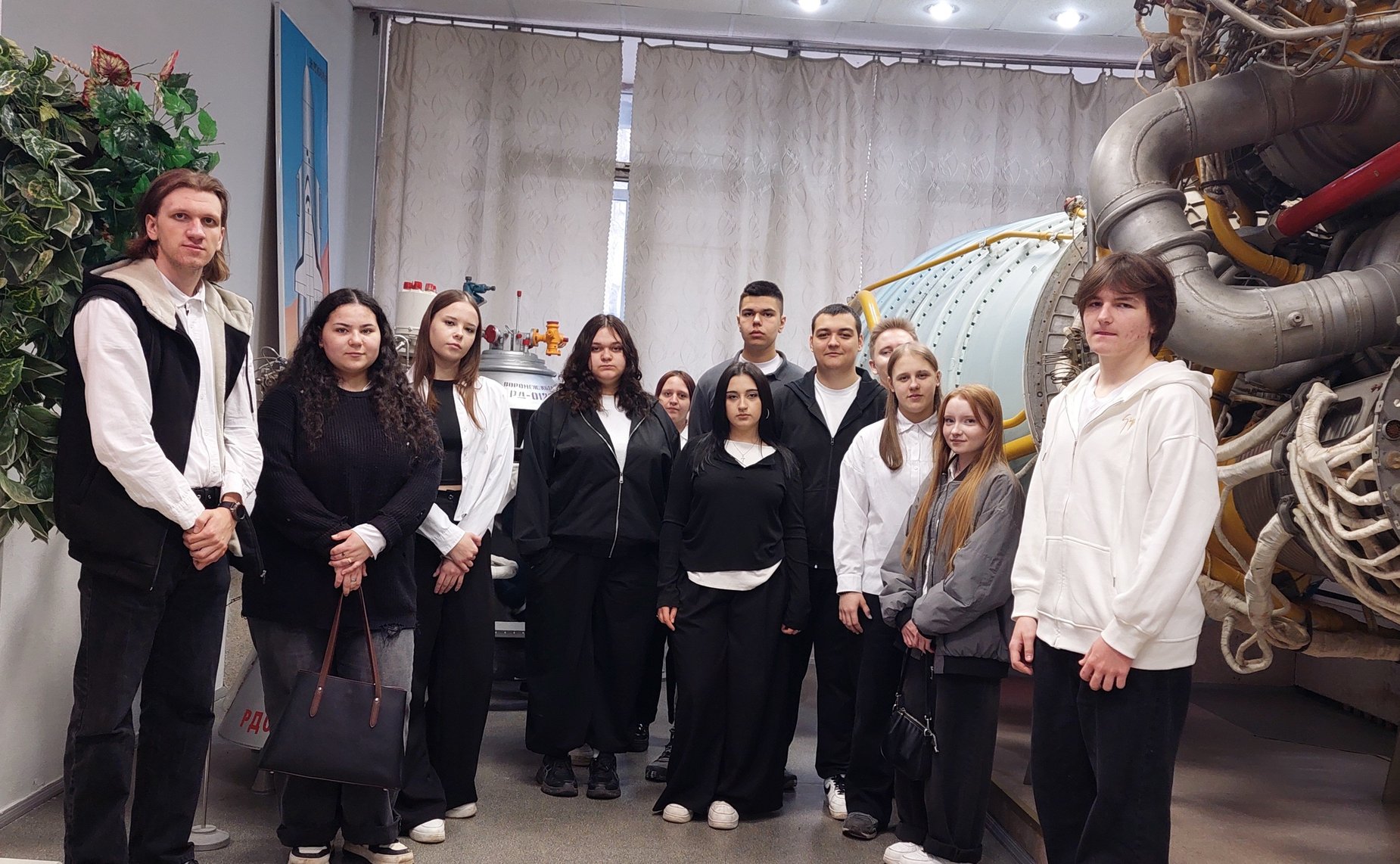 По инициативе Владимира Нетёсова студенты познакомились с космической историей Воронежа