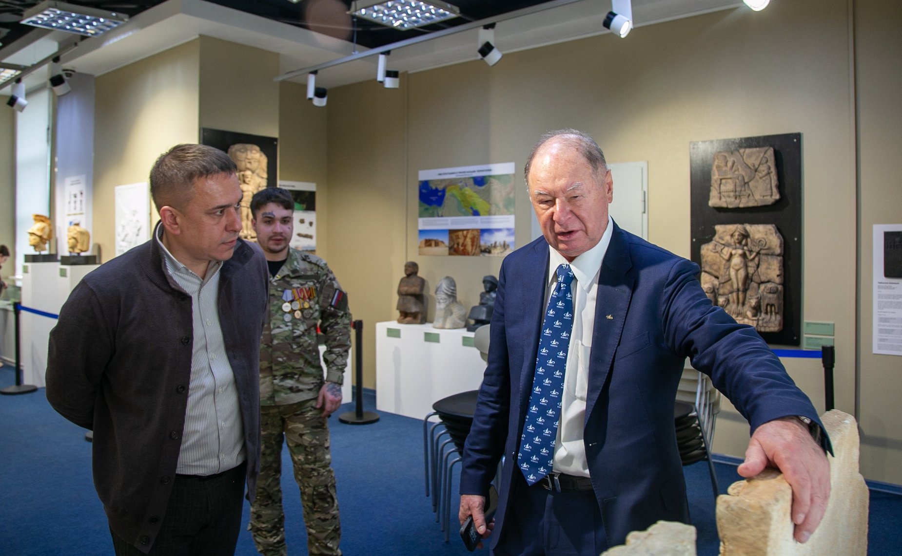 Беседа Айрата Гибатдинова с ректором МФЮА Алексеем Забелиным