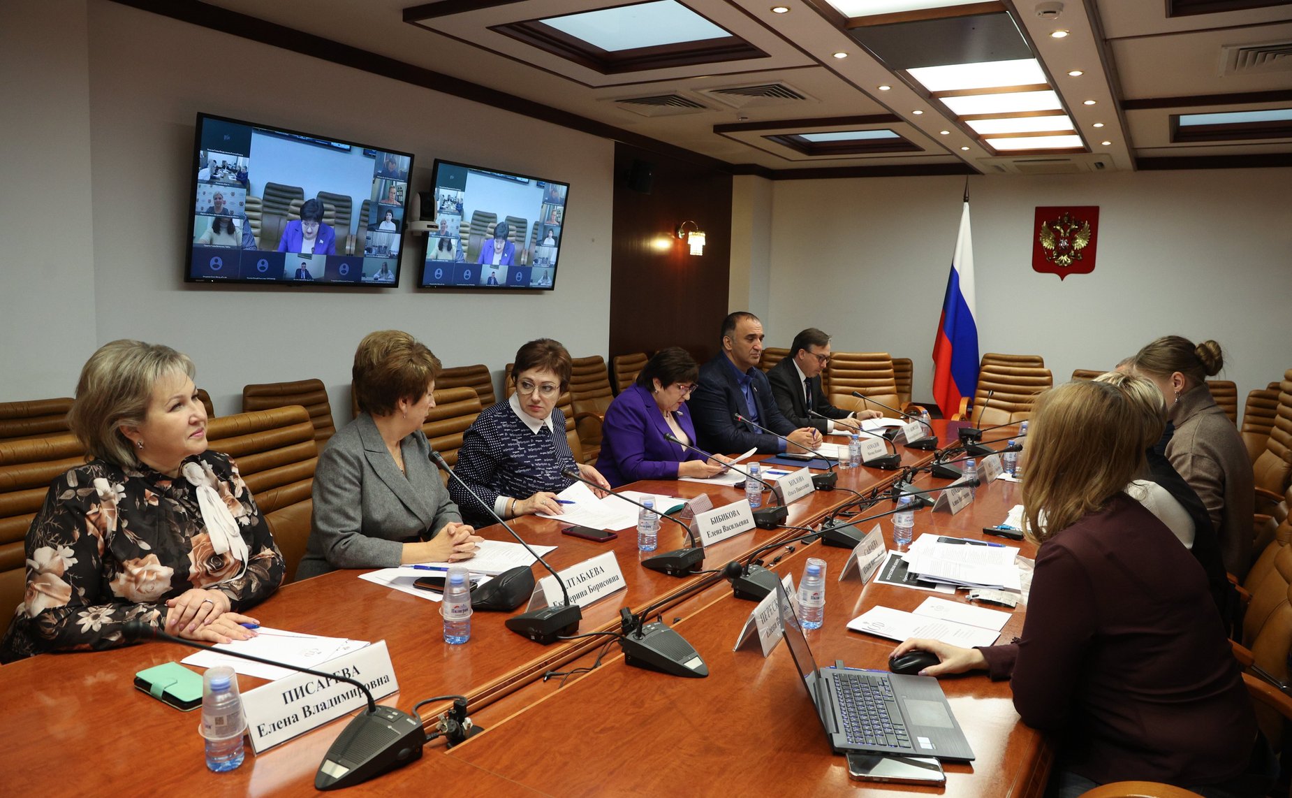 Круглый стол Комитета СФ по социальной политике