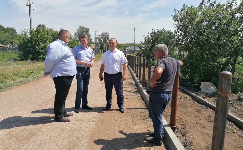 Андрей Шевченко совершил рабочую поездку в Октябрьский район