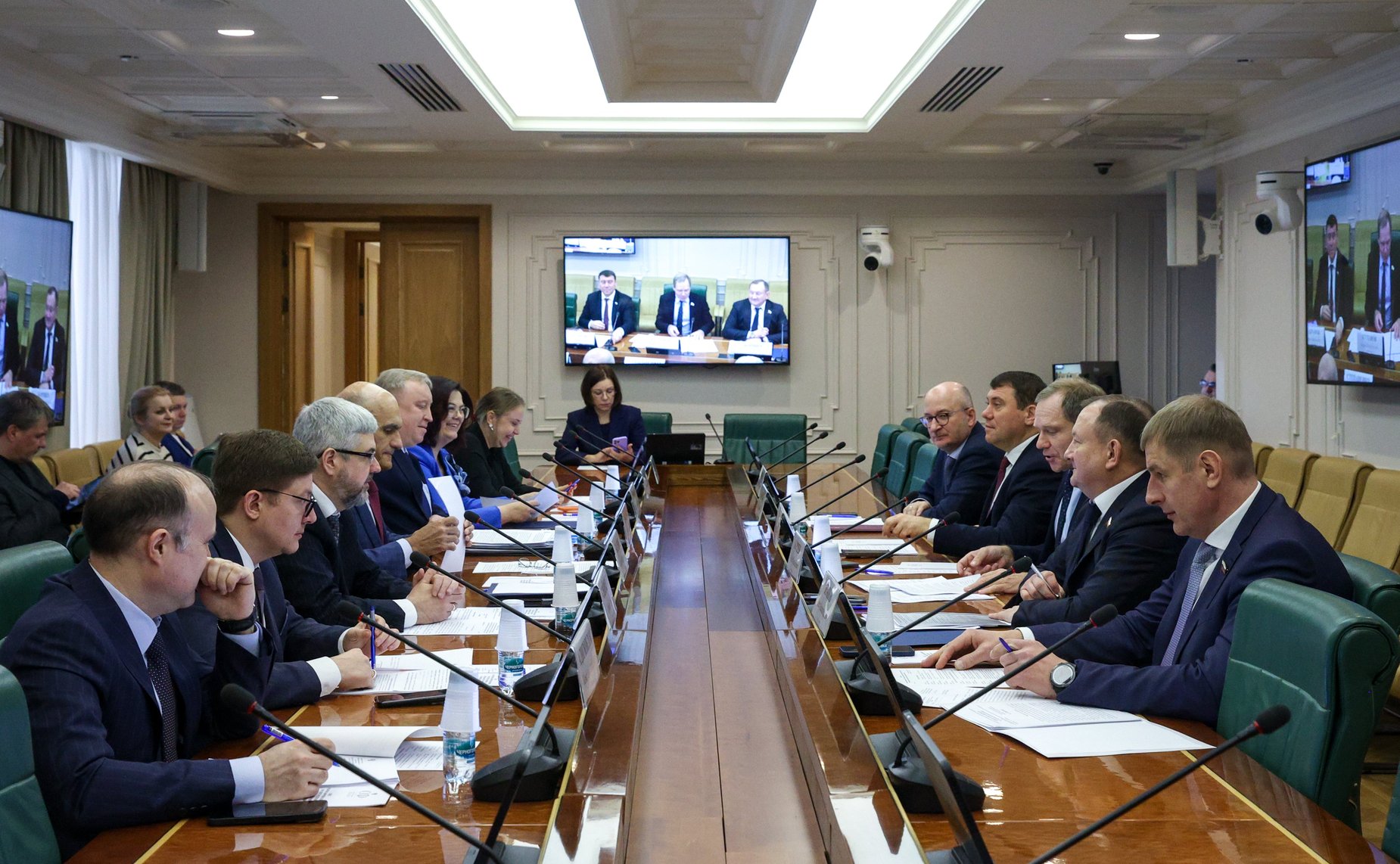 Совещание Комитета СФ по экономической политике «Вопросы производственной деятельности учреждений уголовно-исполнительной системы»