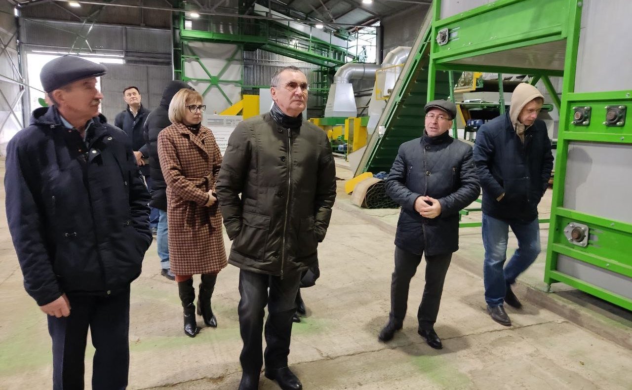 Николай Федоров посетил открытый в 2022 году при его содействии Центр компетенций «Чувашия – центр производства хмеля» на базе Чувашского государственного аграрного университета