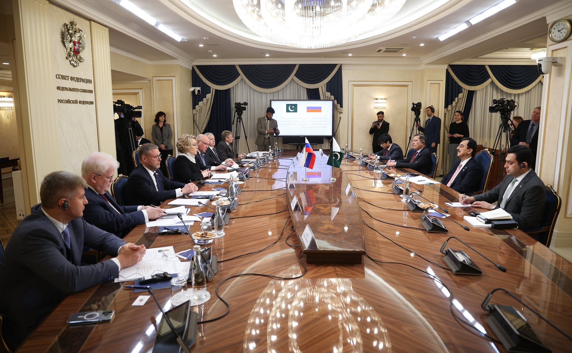 Встреча Председателя Совета Федерации Валентины Матвиенко с Председателем Сената Парламента Исламской Республики Пакистан Юсуфом Разой Гилани