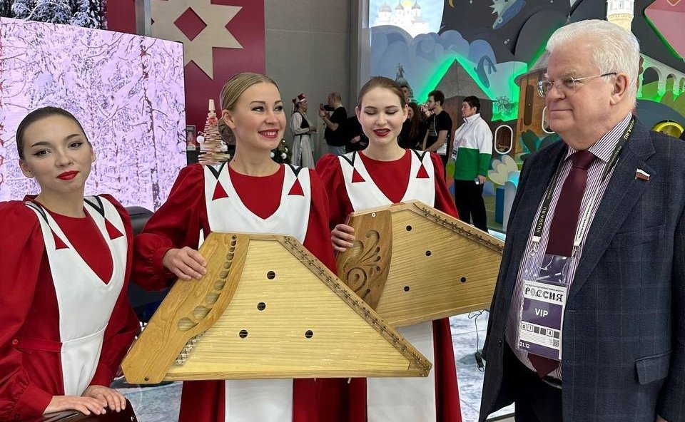 Владимир Чижов принял участие в открытии Дня Республики Карелия на Международной выставке-форуме «Россия» на ВДНХ