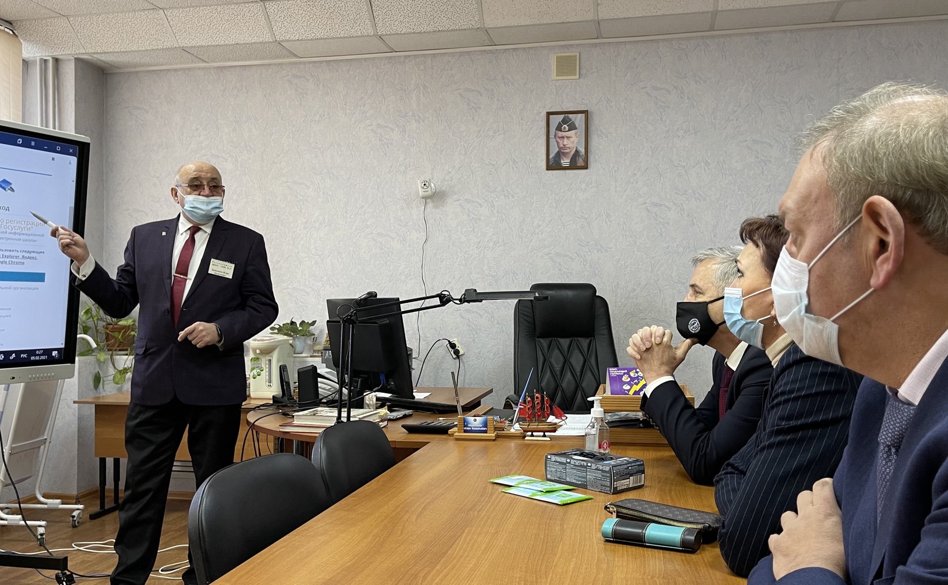 Татьяна Кусайко посетила среднюю школу в городе Апатиты