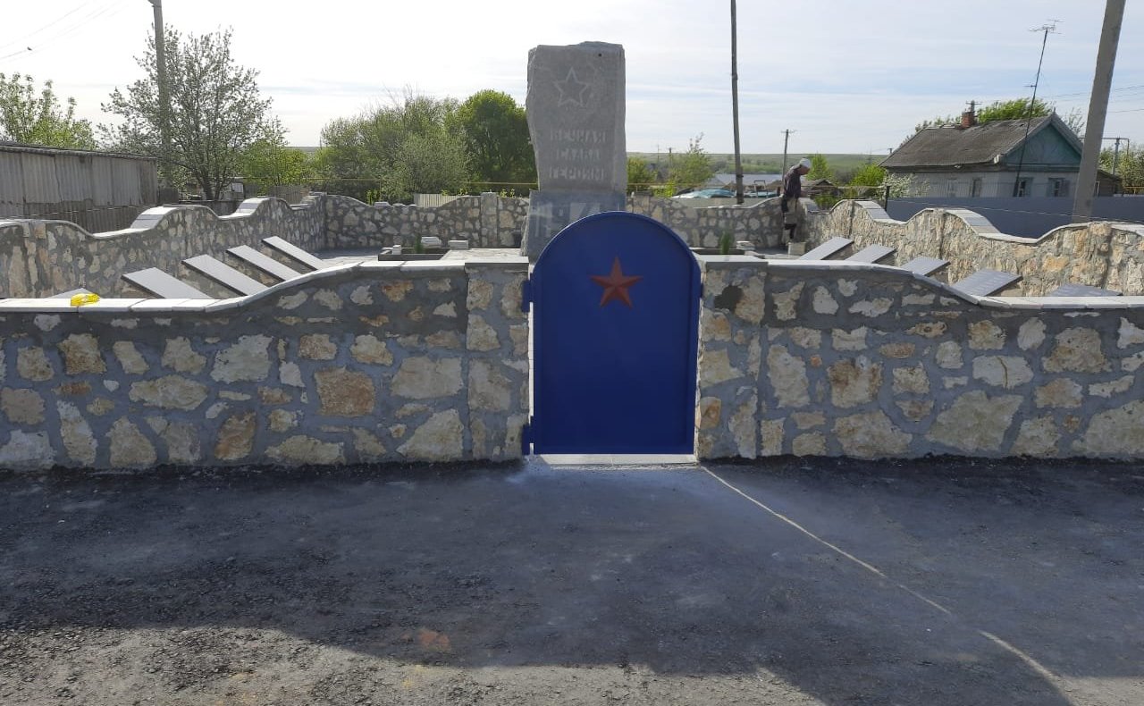 Сергей Михайлов в День памяти и скорби принял участие в торжественном митинге по случаю открытия в хуторе Логовский Волгоградской области Братской могилы советских воинов, погибших в ходе боёв на Клетском плацдарме в 1942 году