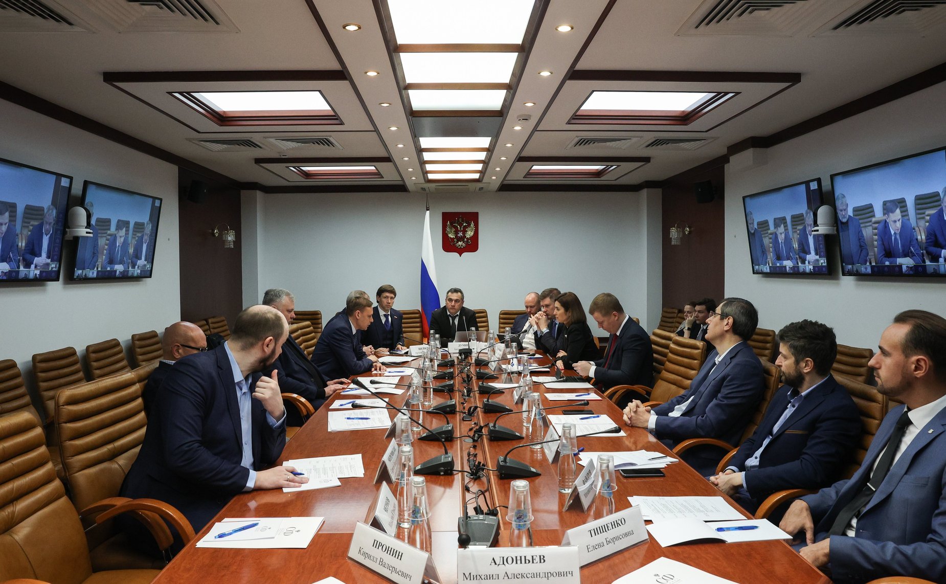 Заседание секции «Распространение российских цифровых продуктов и платформ» при Совете по развитию цифровой экономики при СФ