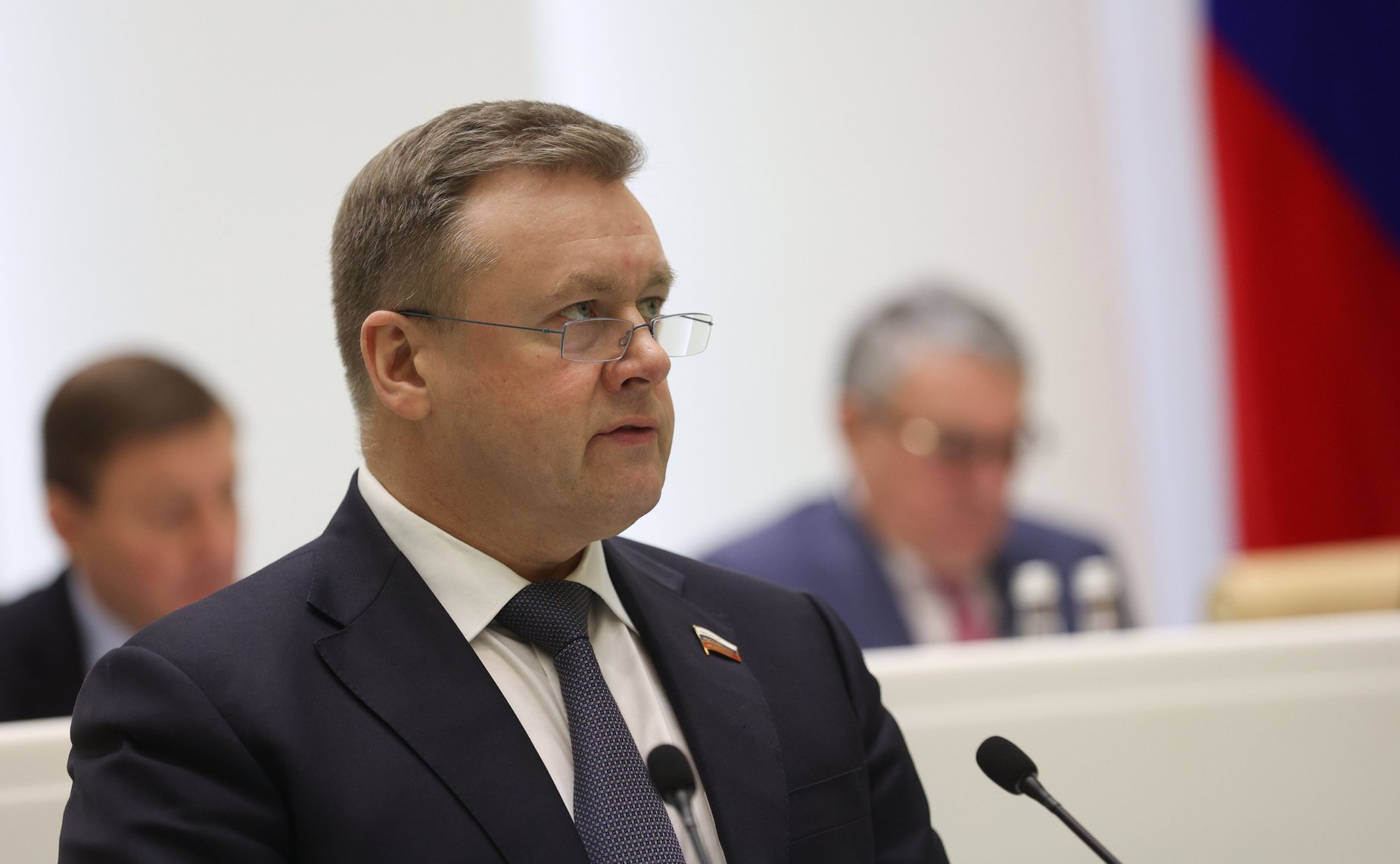 Николай Любимов