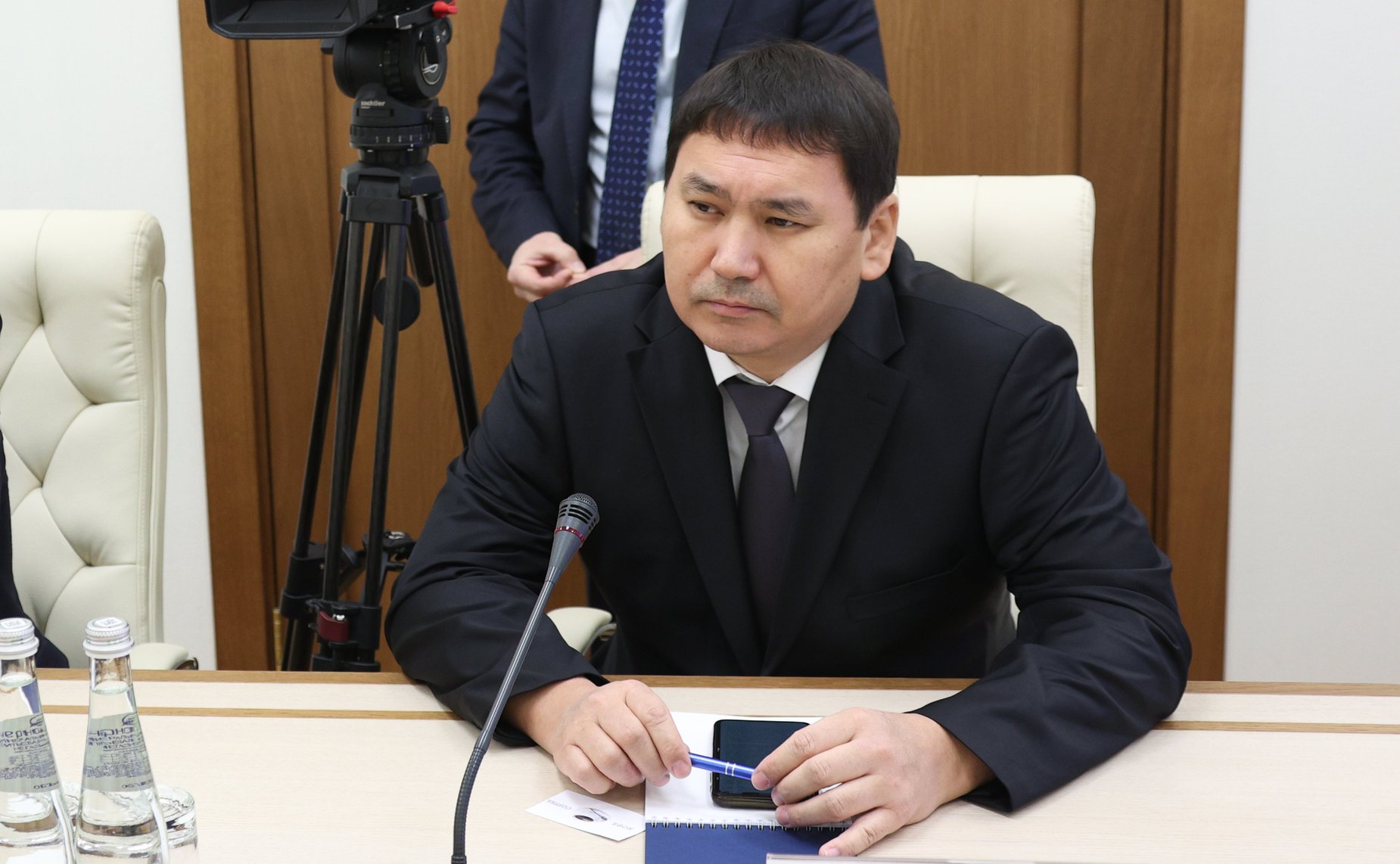 Встреча первого заместителя председателя Комитета СФ по социальной политике Александра Варфоломеева с заместителем Председателя Жогорку Кенеша Киргизской Республики