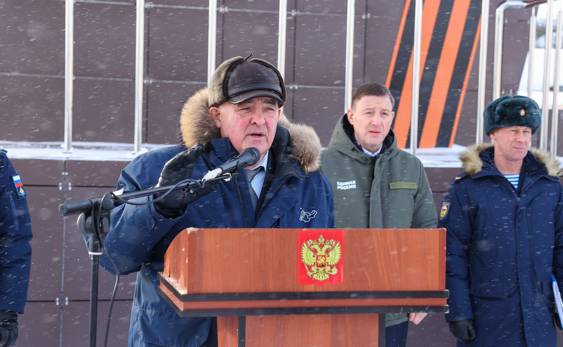 Первый заместитель Председателя СФ Андрей Турчак и заместитель Председателя СФ Николай Журавлев посетили 331-й Гвардейский парашютно-десантный полк