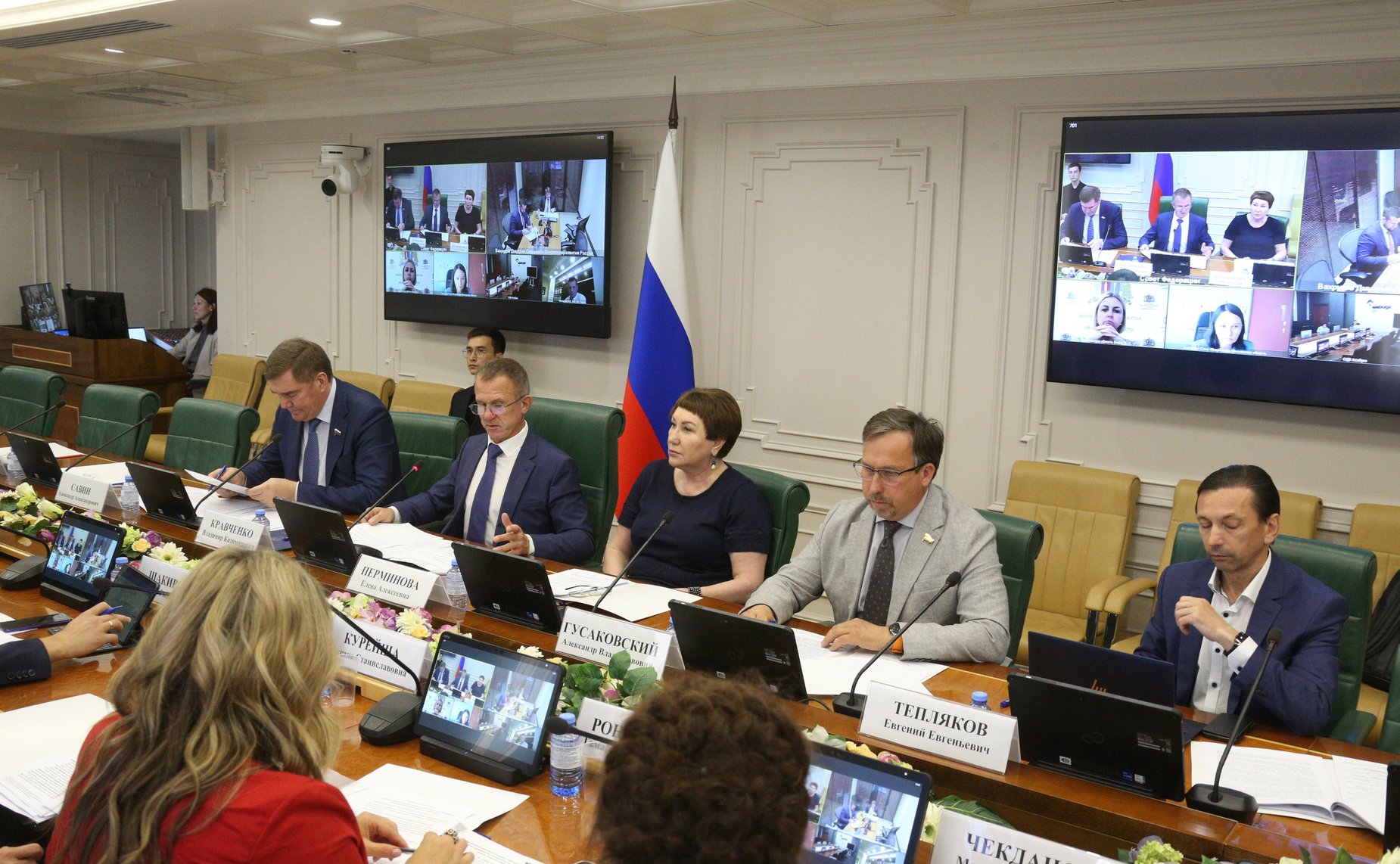 «Круглый стол» Комитета СФ по экономической политике