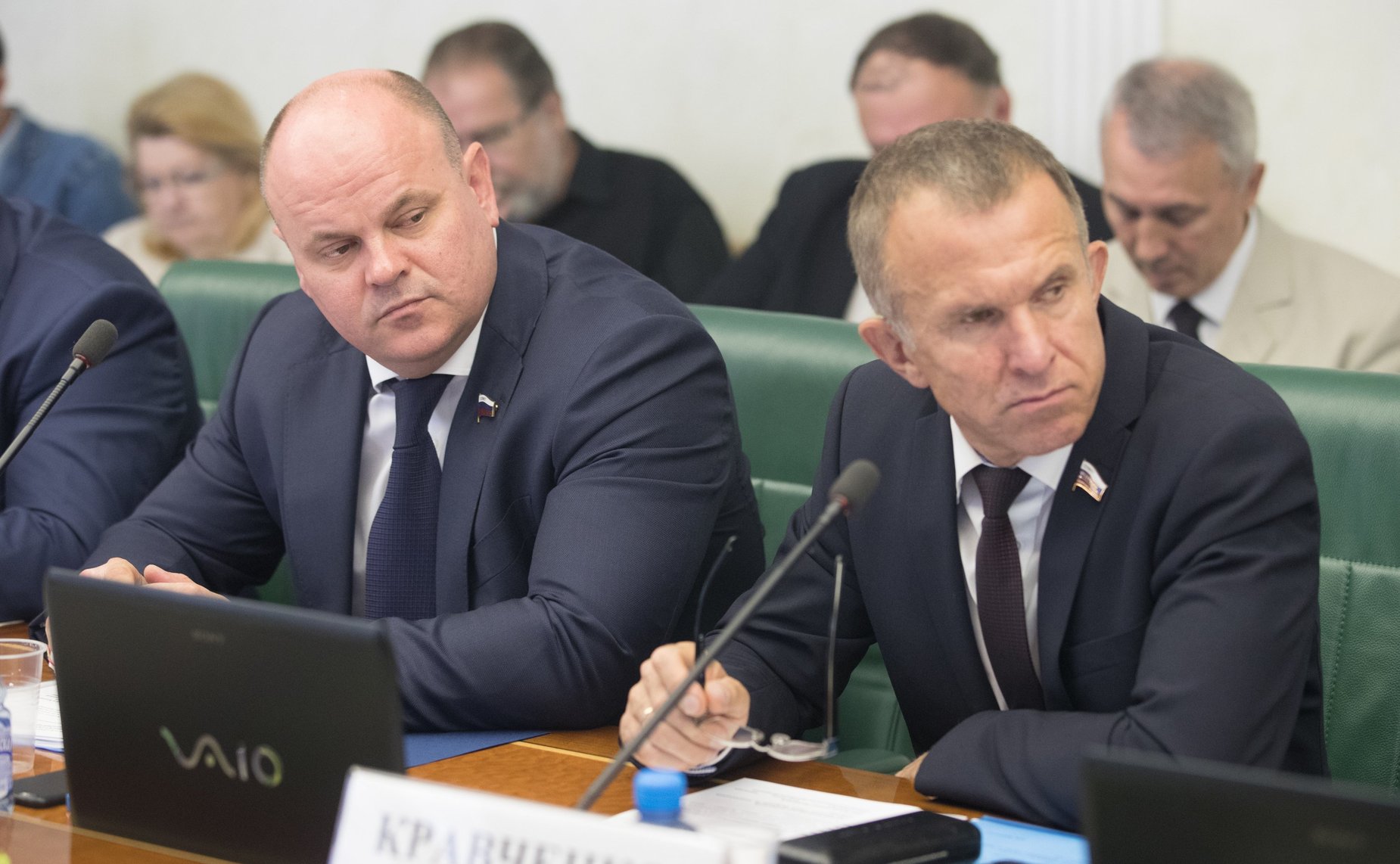 А. Дмитриенко и В. Кравченко